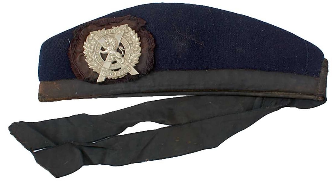 A FIRST OR SECOND WAR PERIOD LONDON SCOTTISH SIDE CAP, (1 of 7)