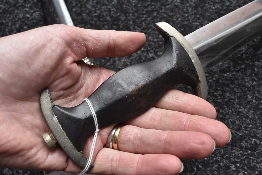 A COMPOSITE THIRD REICH MODEL 1936 SS CHAINED DAGGER, - 2