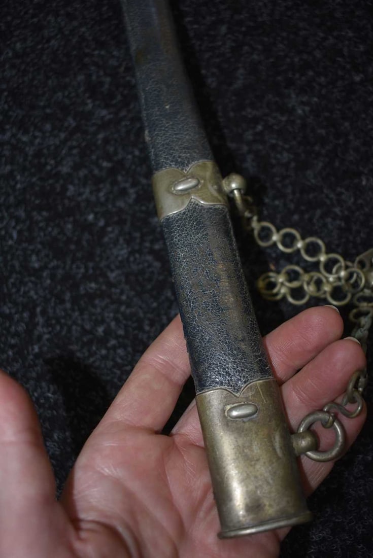 A FIRST PATTERN LUFTWAFFE OFFICER'S DAGGER, - 10
