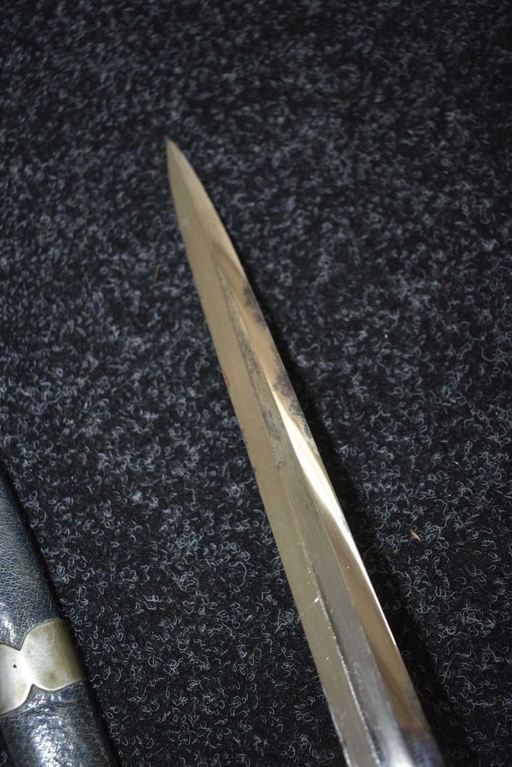 A FIRST PATTERN LUFTWAFFE OFFICER'S DAGGER, - 16