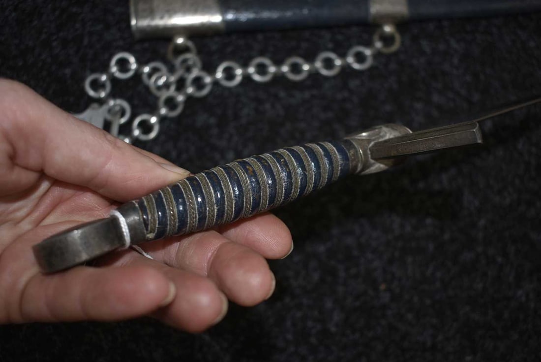 A FIRST PATTERN LUFTWAFFE OFFICER'S DAGGER, - 7