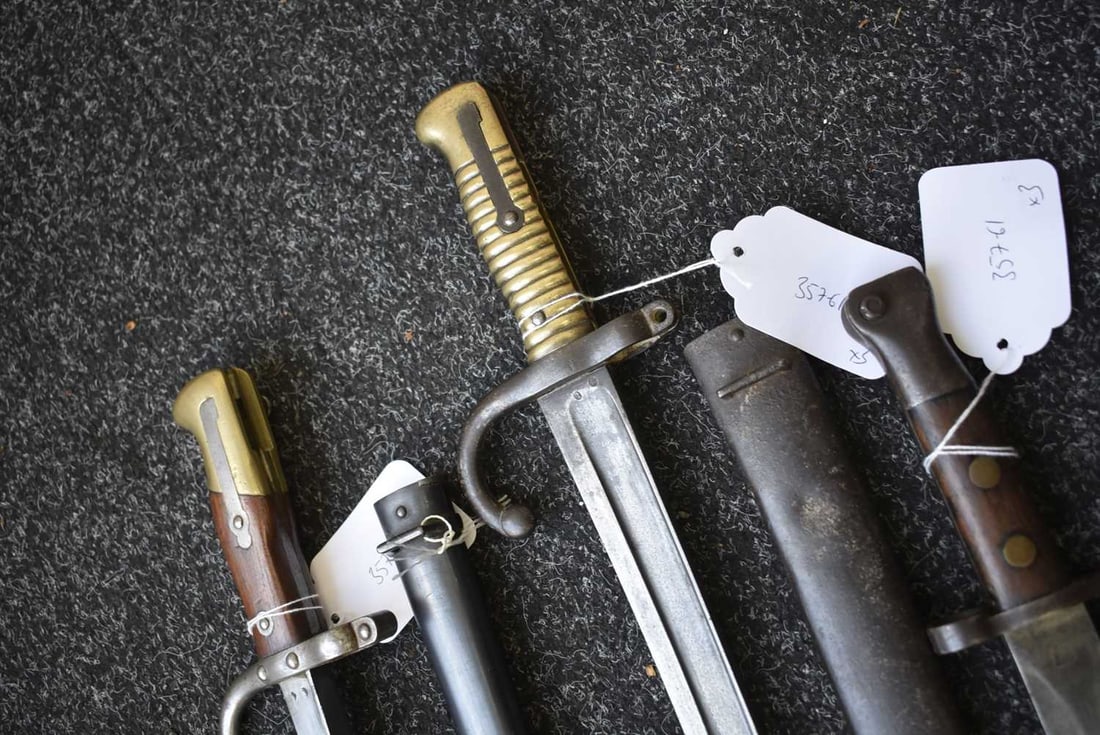 A PATTERN 1888 MKI SECOND TYPE BAYONET, - 7