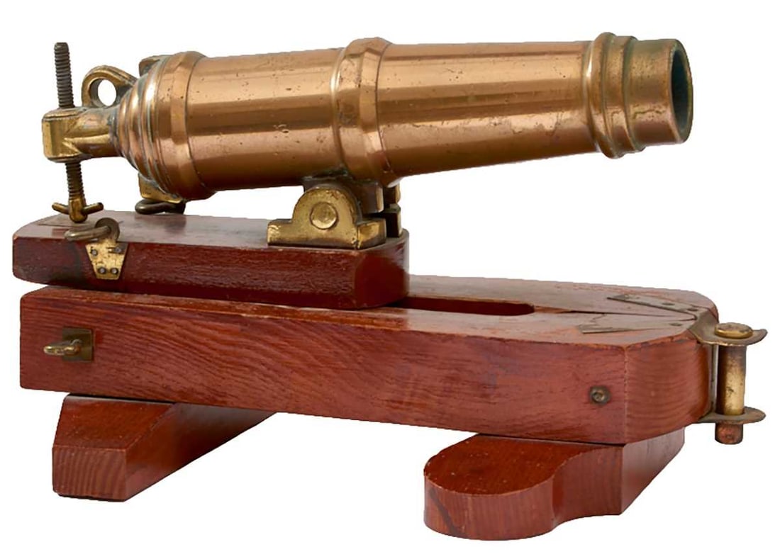 A 20TH CENTURY BRONZE MODEL OF BRITISH CARRONADE, (1 of 6)