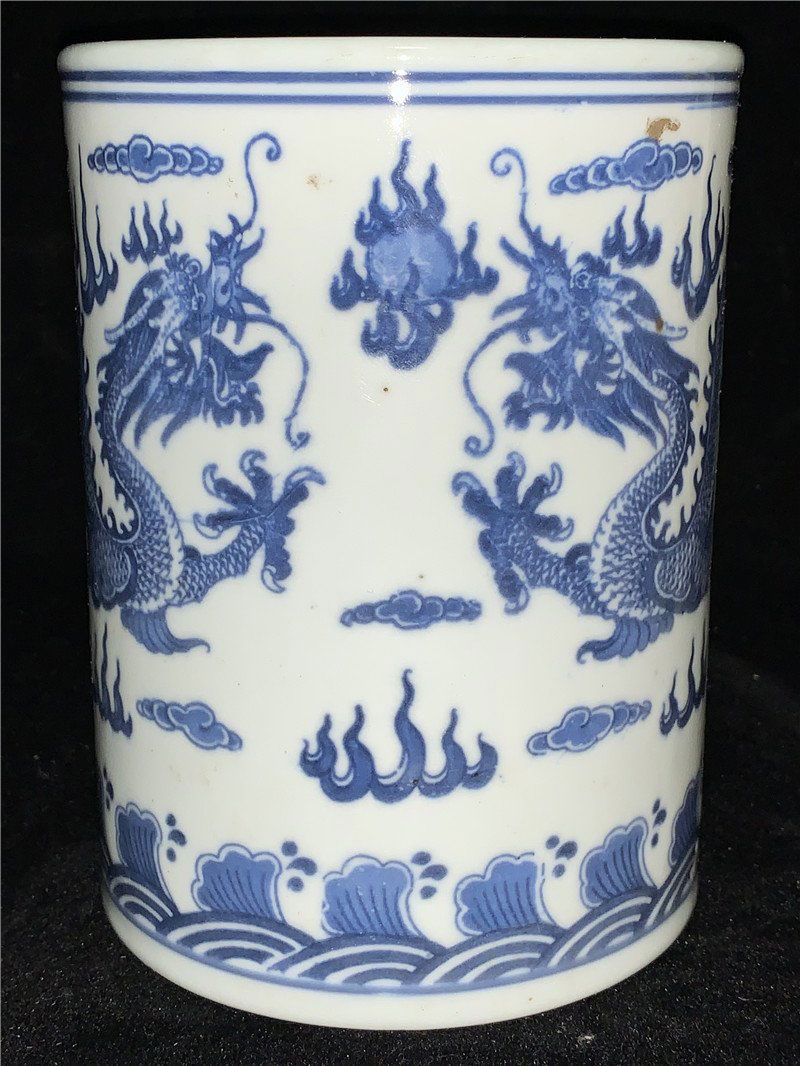 Exquisite Blue and White Porcelain Dragon Pen Holder (1 of 11)