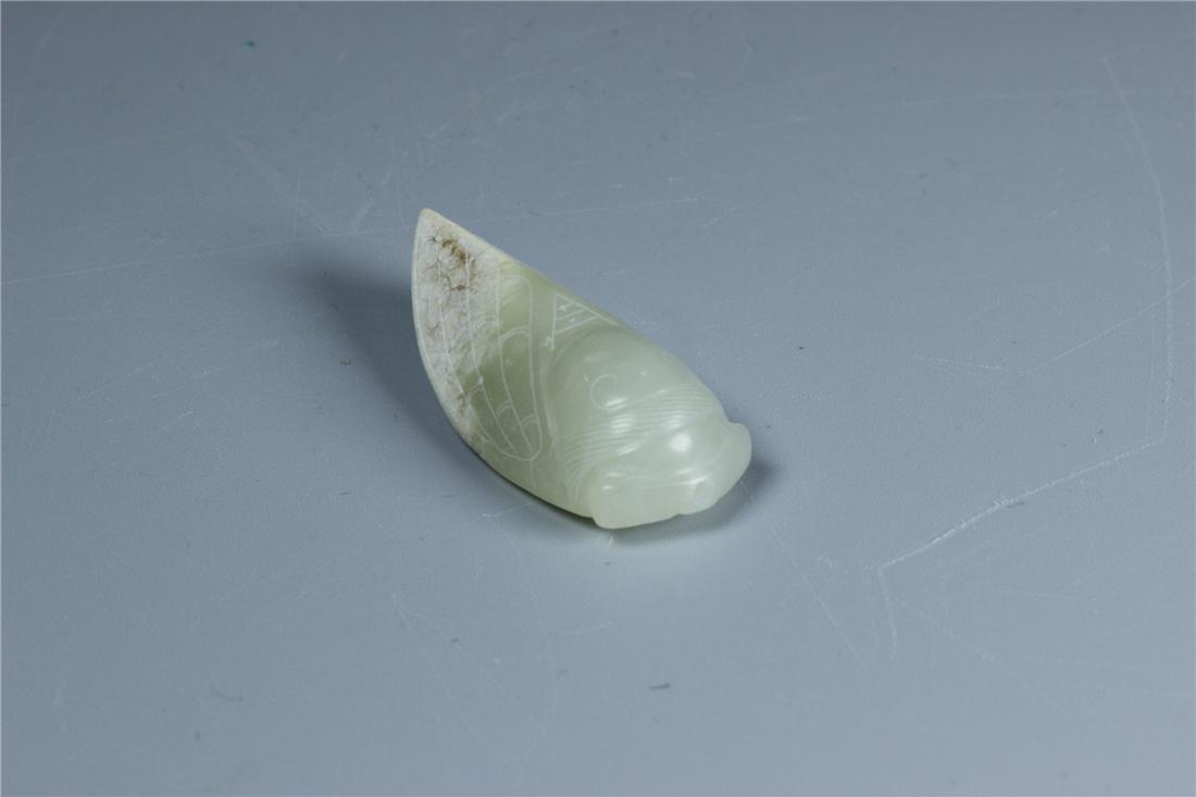 CHINESE JADE CICADA HAN DYANSTY (1 of 4)