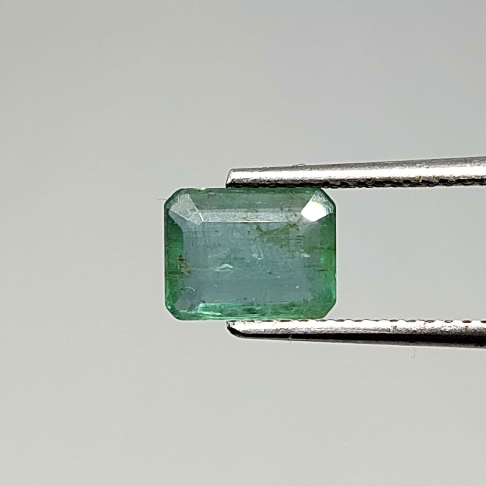 1.15 ct Natural Emerald (1 of 9)