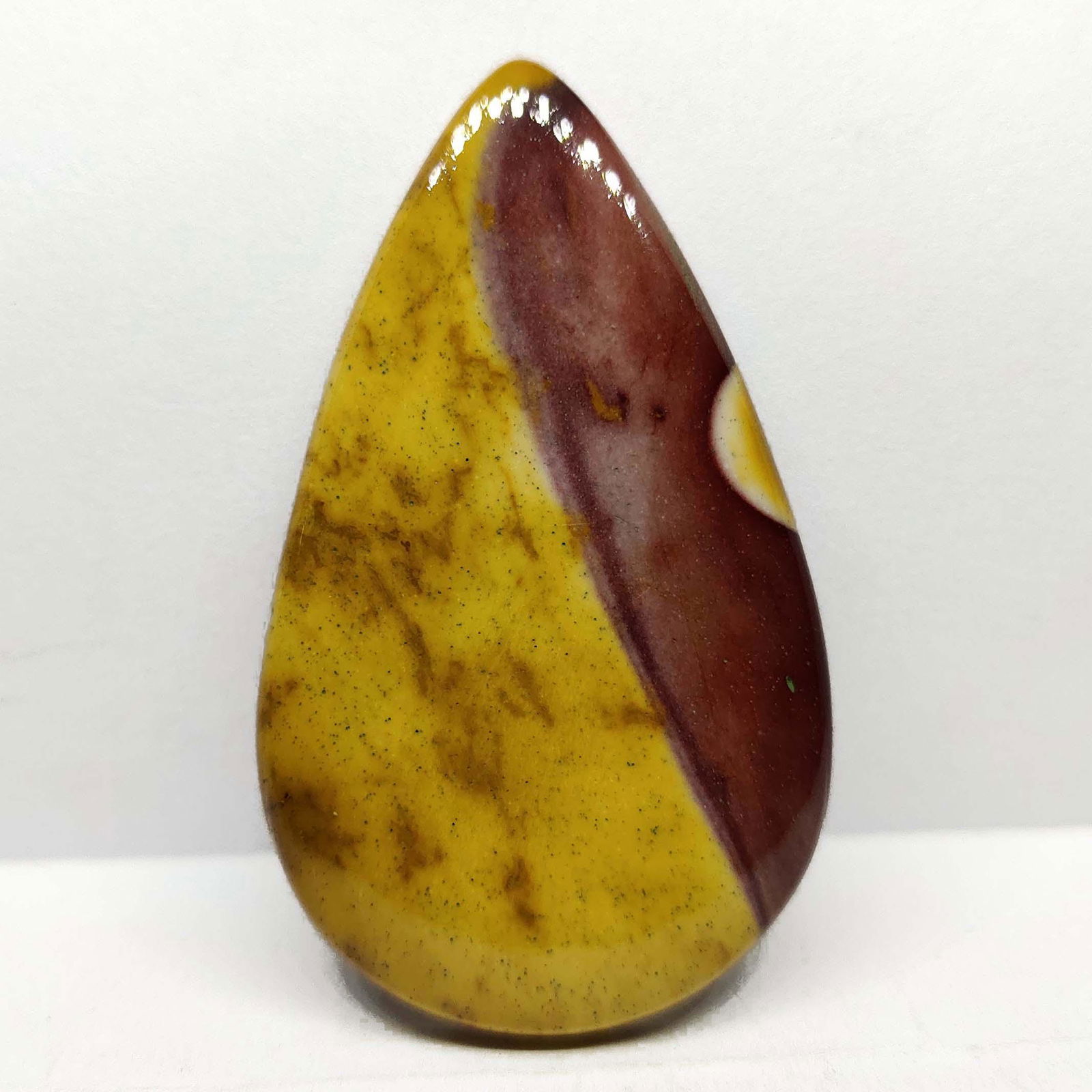 40.40 Ct Natural Mookaite Jasper (1 of 2)