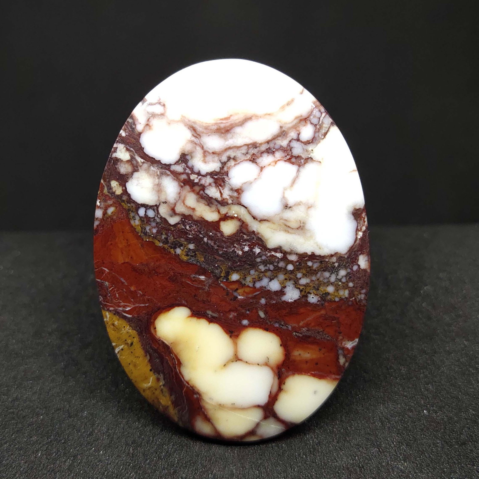 76.55 ct Natural Wild Horse Magnesite: Natural Wild Horse Magnesite with an exact weight is 76.55 ct.Top Quality stone