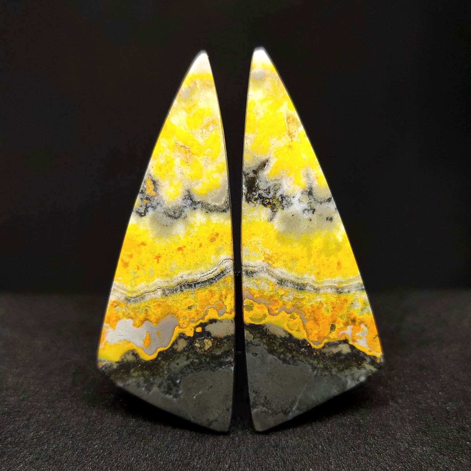 21.90 ct Natural Bumble Bee Jasper Pair (1 of 2)