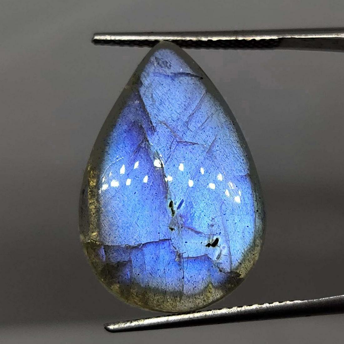 16.75 ct Natural Blue Labradorite: Natural Blue Labradorite with an exact weight is 16.75 ct.Top Quality stone