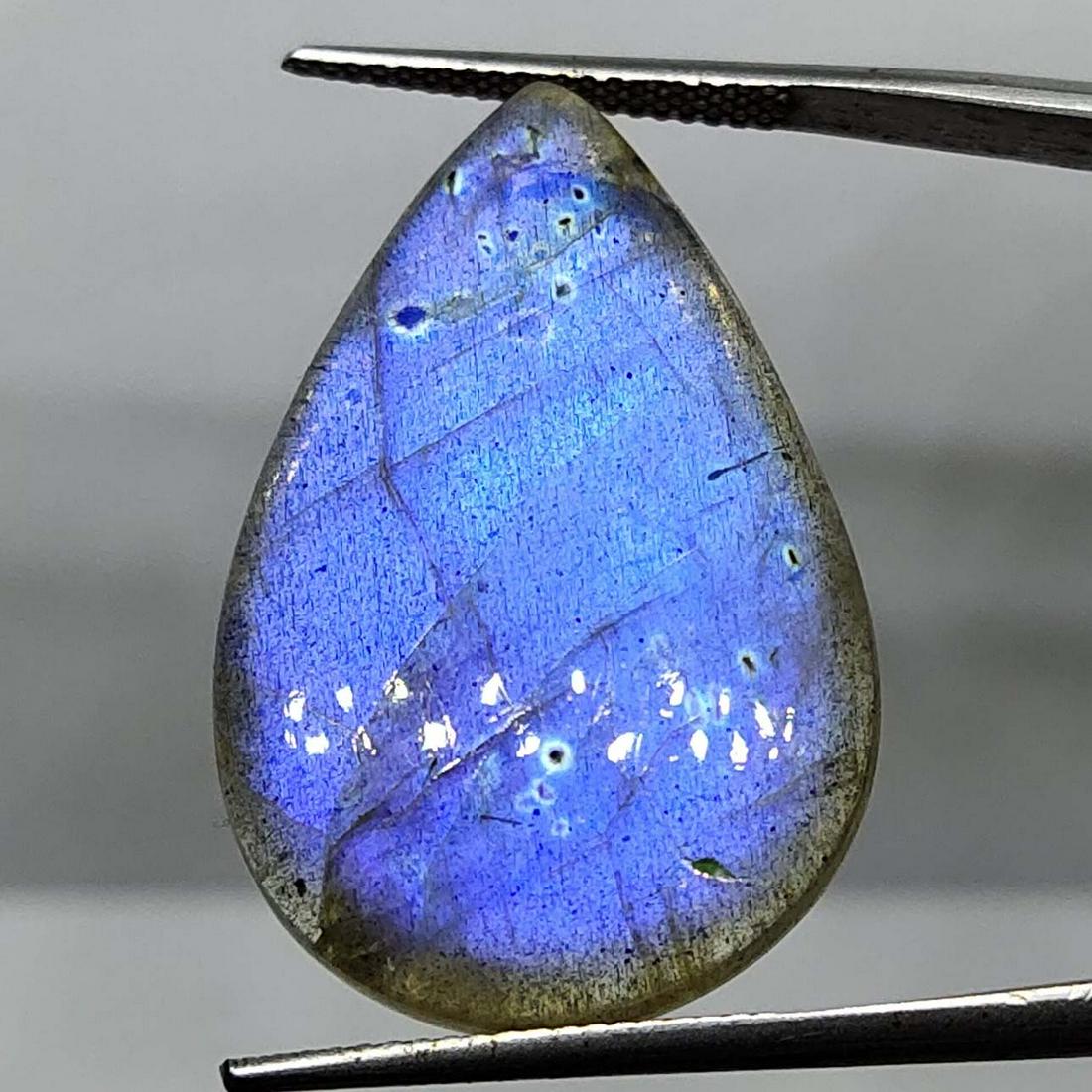 26.2 ct Natural Blue Labradorite: Natural Blue Labradorite with an exact weight is 26.2 ct.Top Quality stone