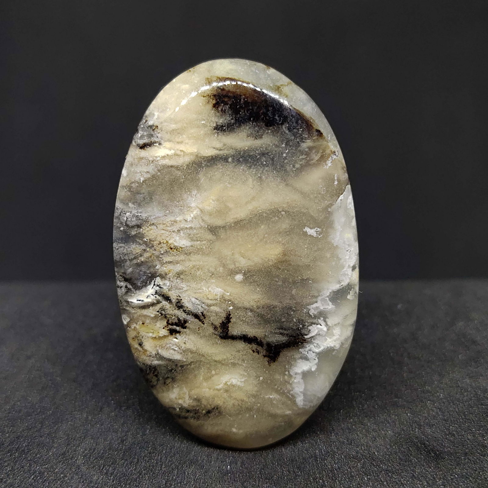 52.01 ct Natural Tiger Dendrite Agate (1 of 2)