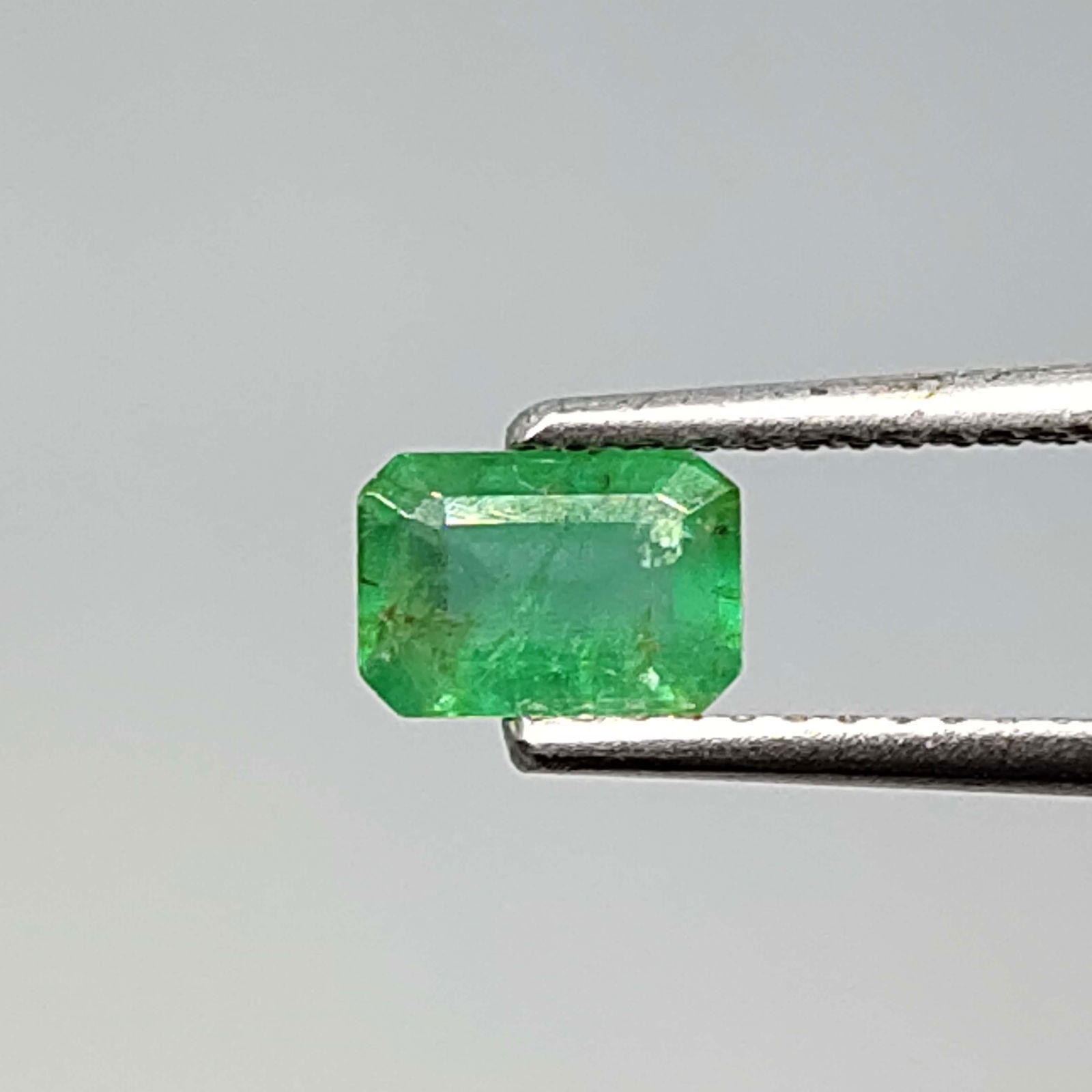 0.50 ct Natural Emerald (1 of 3)