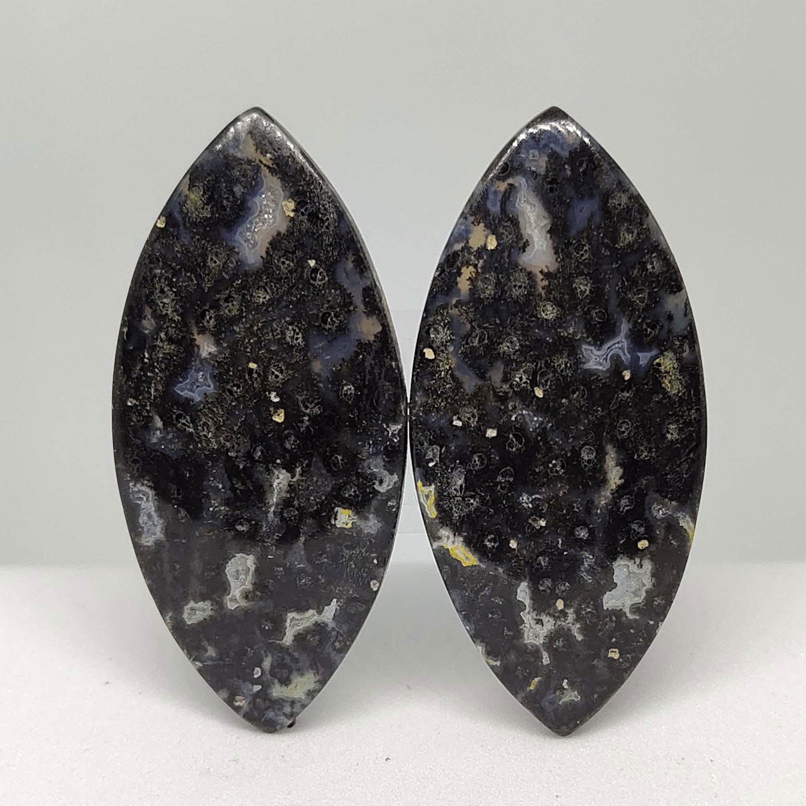19.20 ct Natural Jasper Pair (1 of 2)