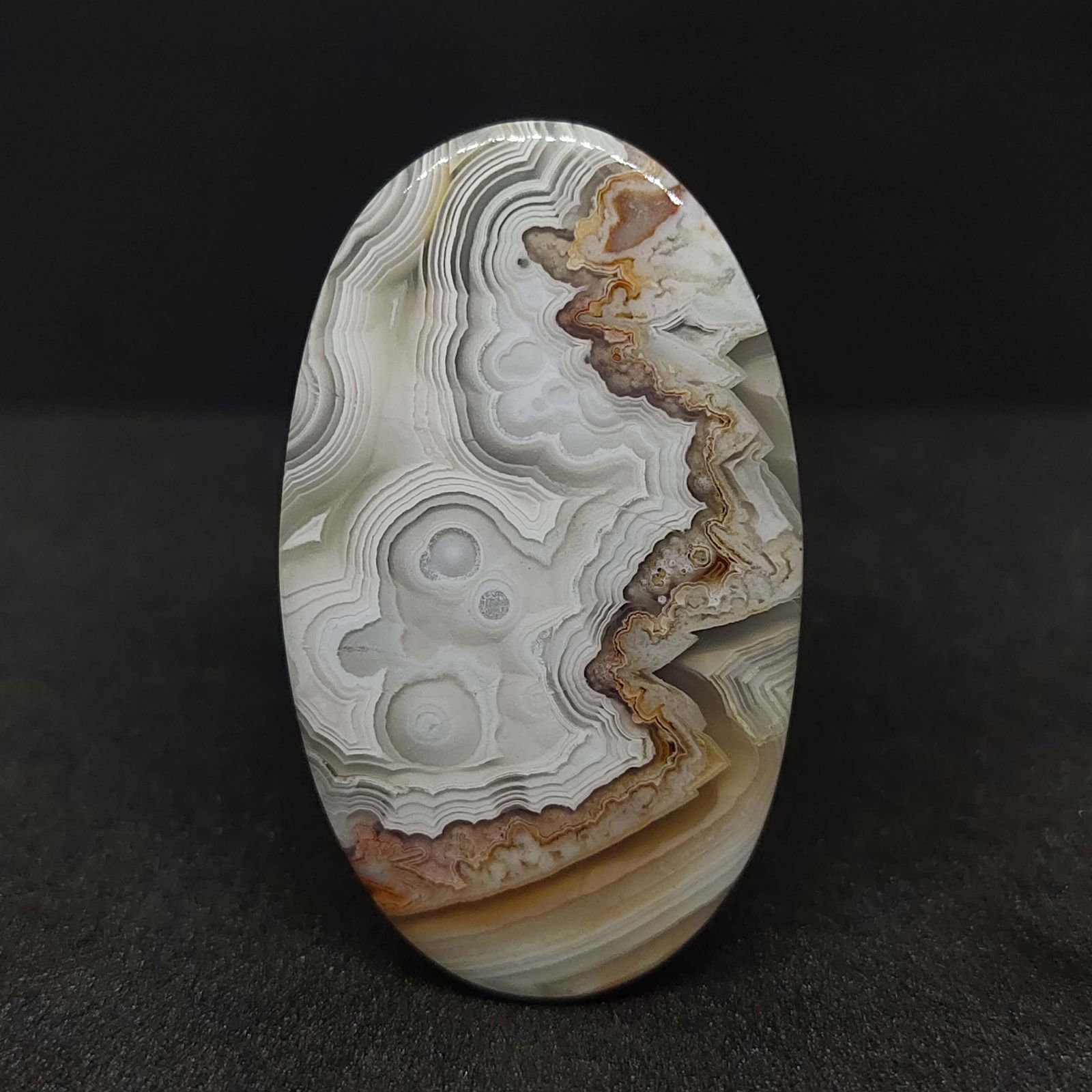25.75 ct Natural Crazy Lace Agate (1 of 1)