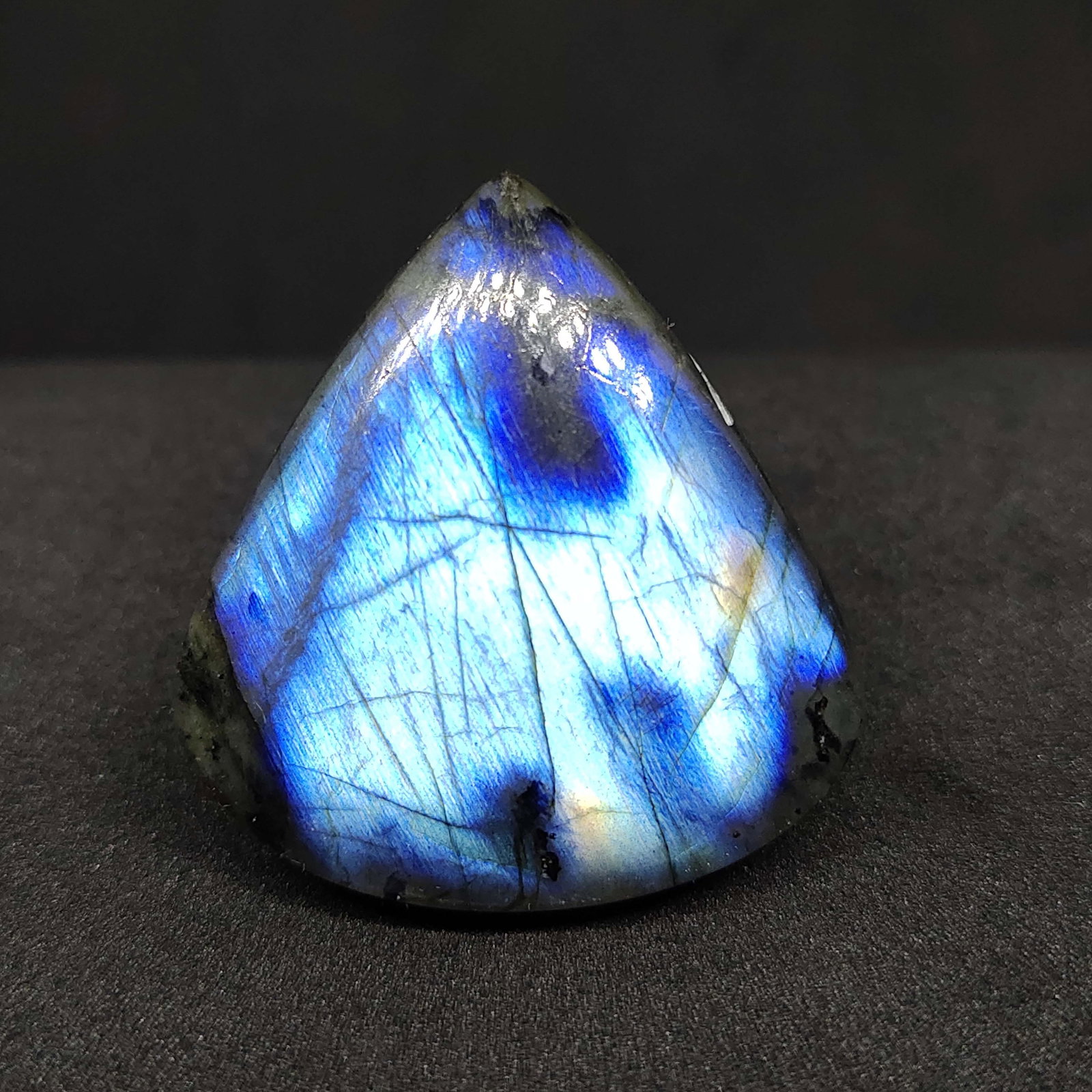 64.10 ct Natural Labradorite (1 of 2)