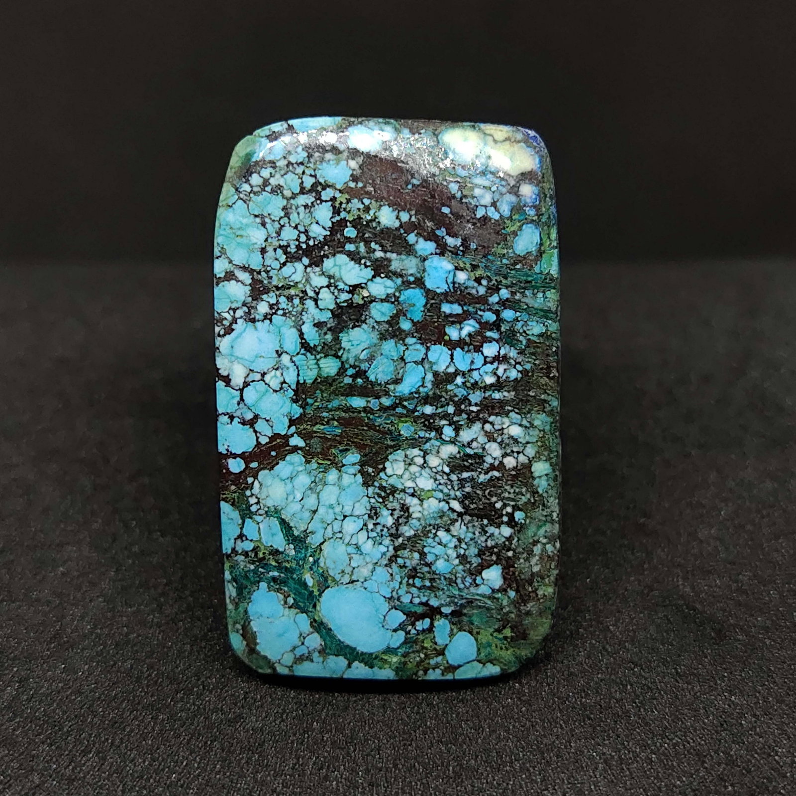 33.00 ct Natural Turquoise (1 of 2)