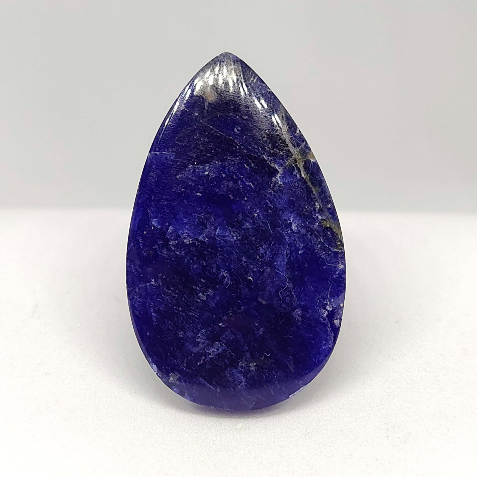 20.70 ct Natural Sodalite: Natural Sodalite with an exact weight is 20.70 ct.Top Quality stone