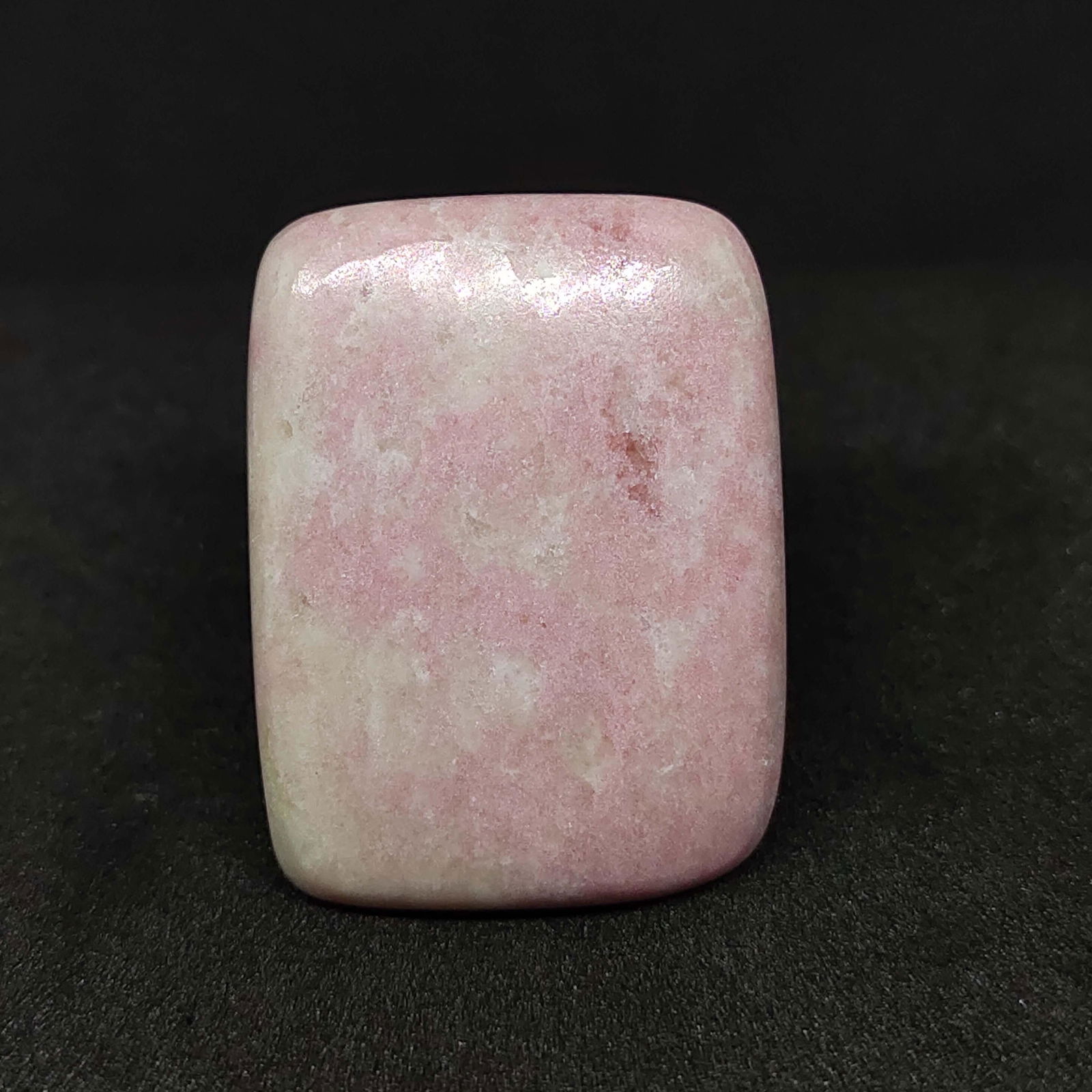 45.00 ct Natural Thulite (1 of 1)