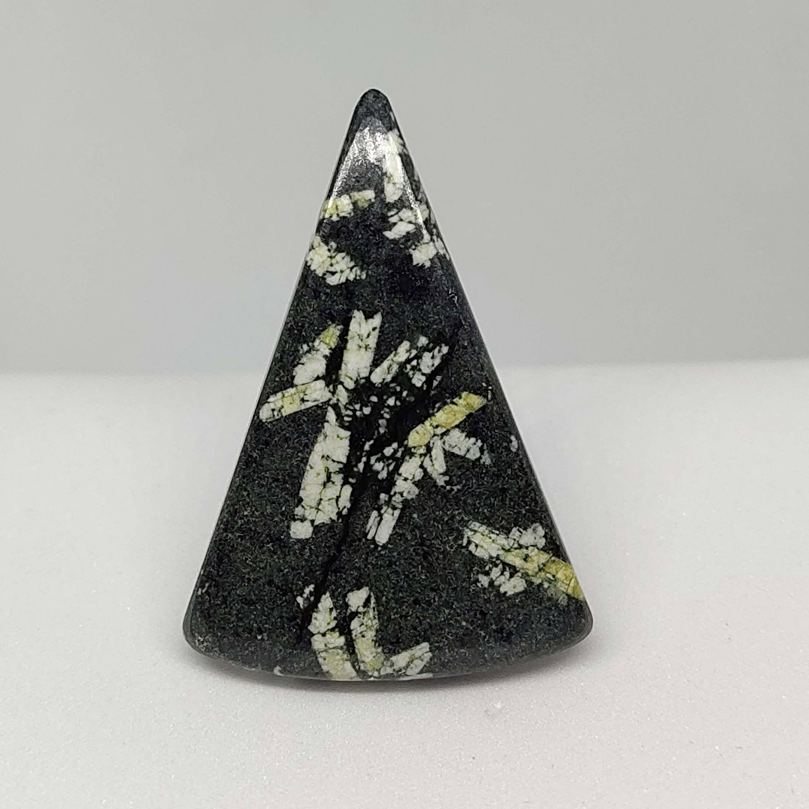 32.10 ct Natural Chinese Written Stone (1 of 2)