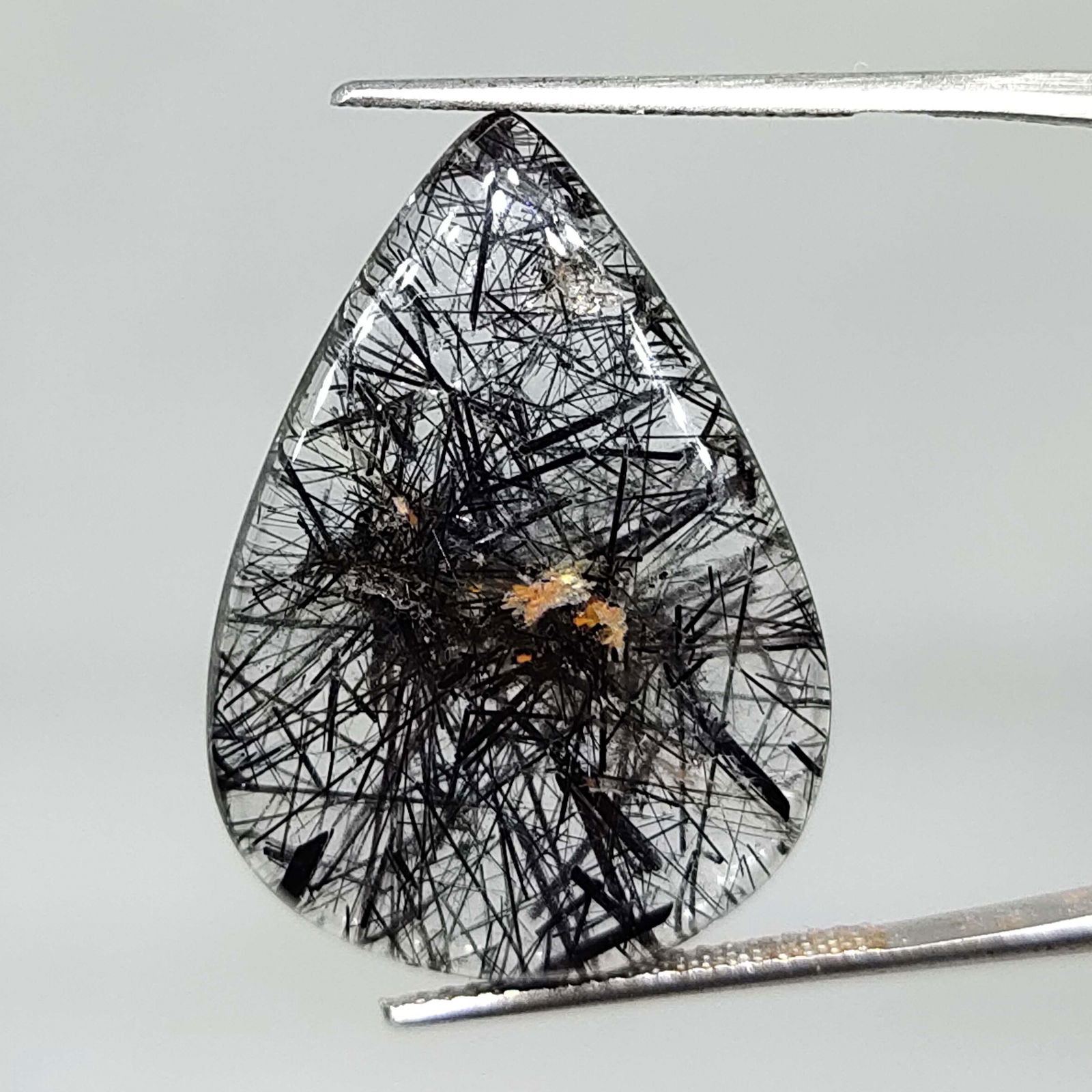 16.55 ct Natural Rutile Quartz (1 of 2)