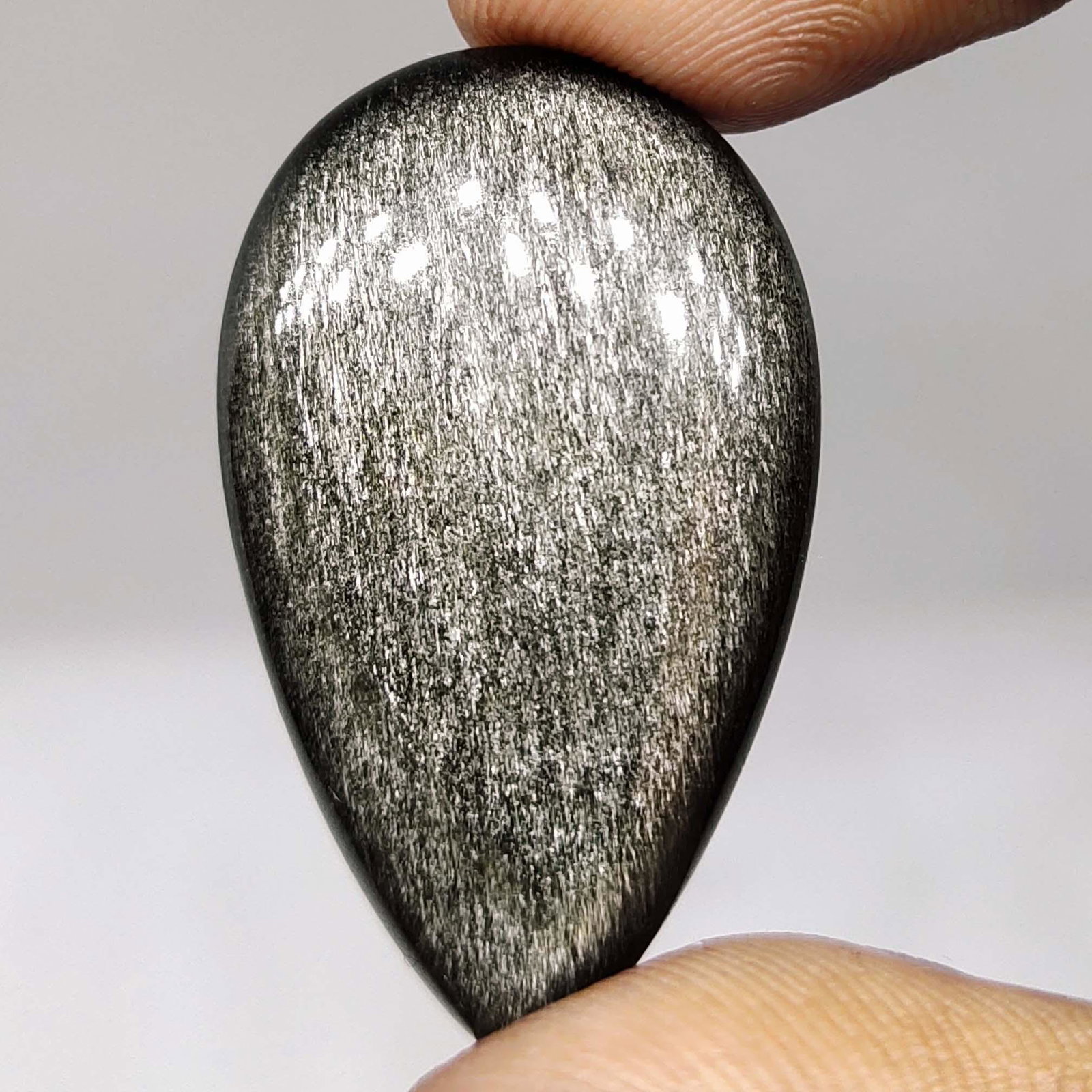 28.20 ct Top Grade Natural Silver Obsidian (1 of 1)