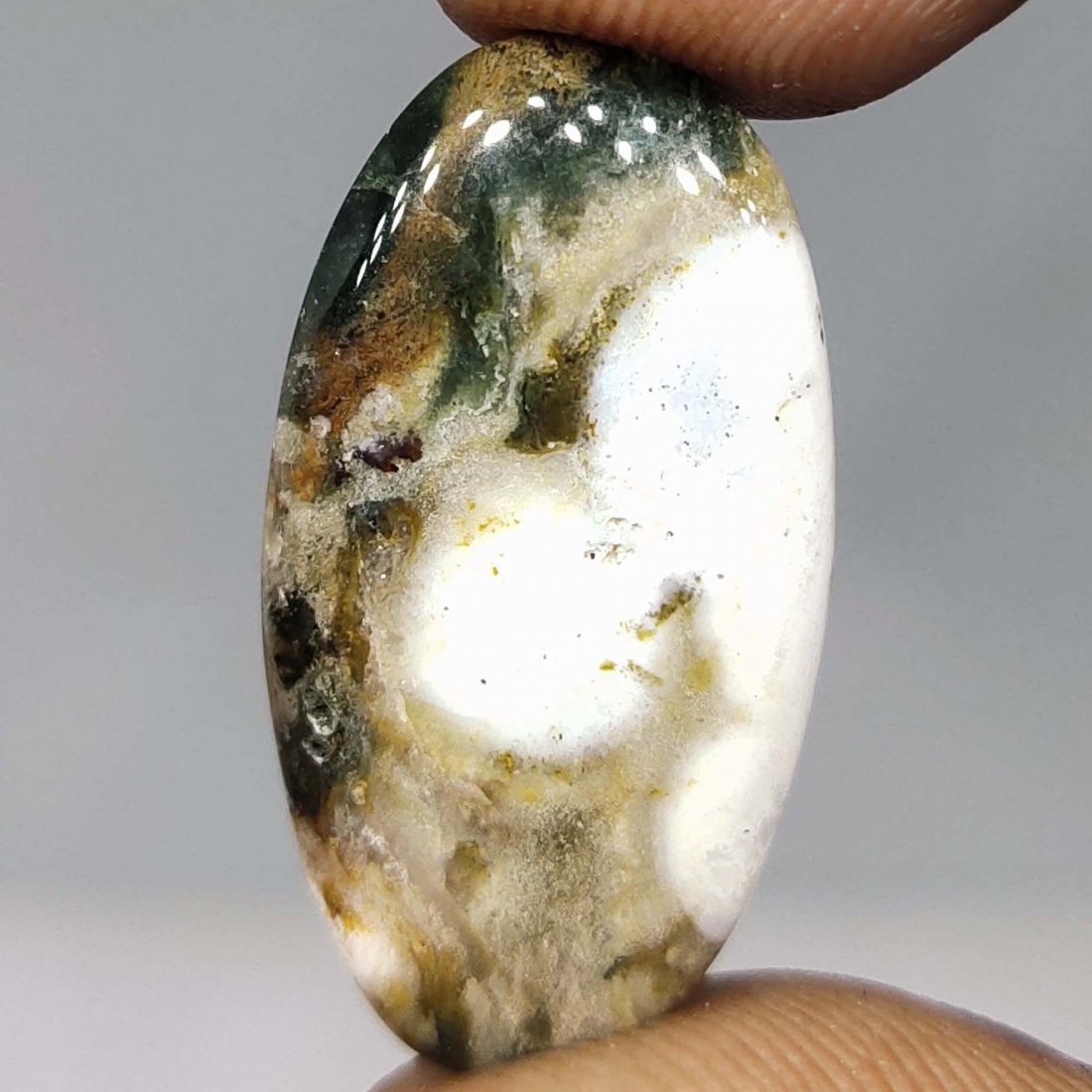 10.70 ct Natural Ocean Jasper: All the stones listed are 100% natural and rarely selected from a big quantity lot also these are of very high quality. BID WITH CONFIDENCE!!! DIMENSIONS : 27X14X3 mm