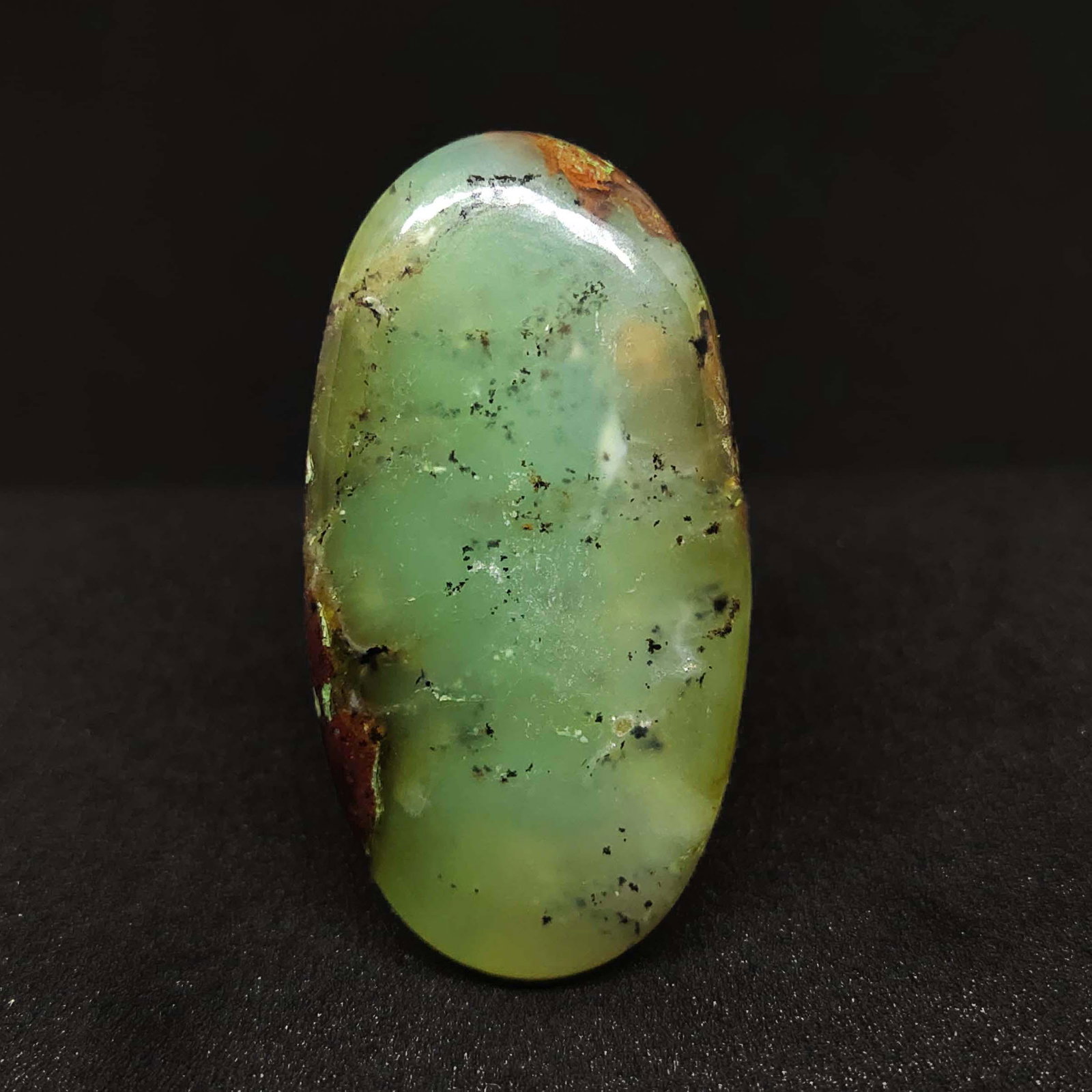 41.50 ct Natural Chrysoprase (1 of 2)