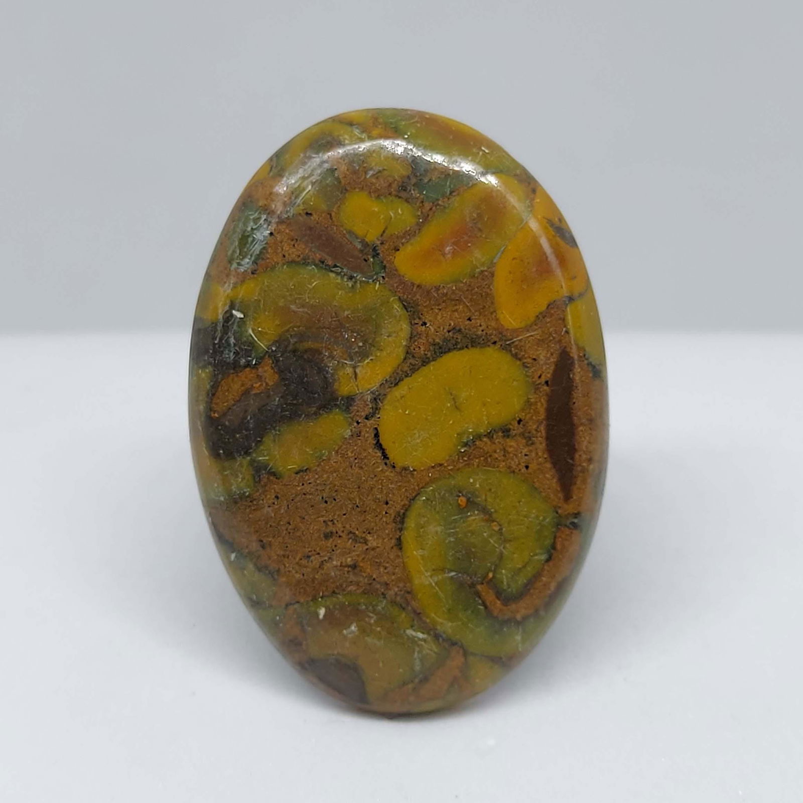 29.45 ct Natural Fruit Jasper: All the stones listed are 100% natural and rarely selected from a big quantity lot also these are of very high quality. BID WITH CONFIDENCE!!! DIMENSIONS : 33X23X4 mm