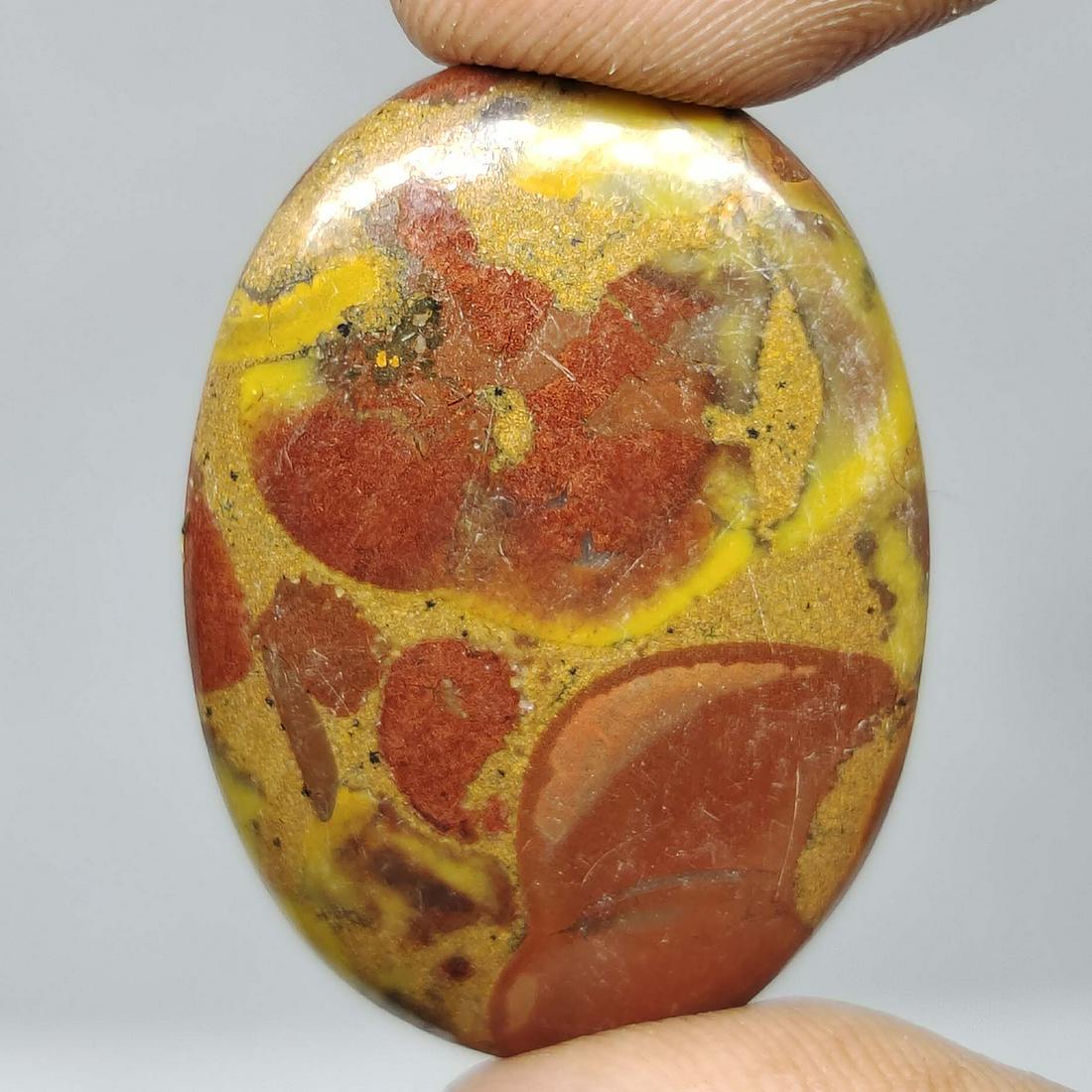 32.85 ct Natural Fruit Jasper: All the stones listed are 100% natural and rarely selected from a big quantity lot also these are of very high quality. BID WITH CONFIDENCE!!! DIMENSIONS : 34X23X4 mm