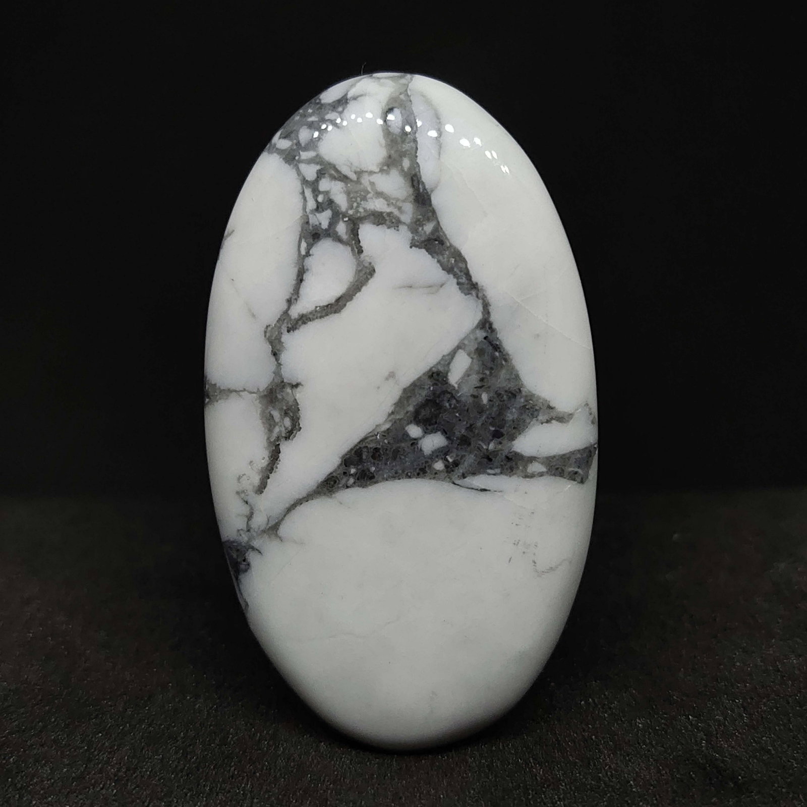 41.10 ct Natural Howlite (1 of 2)