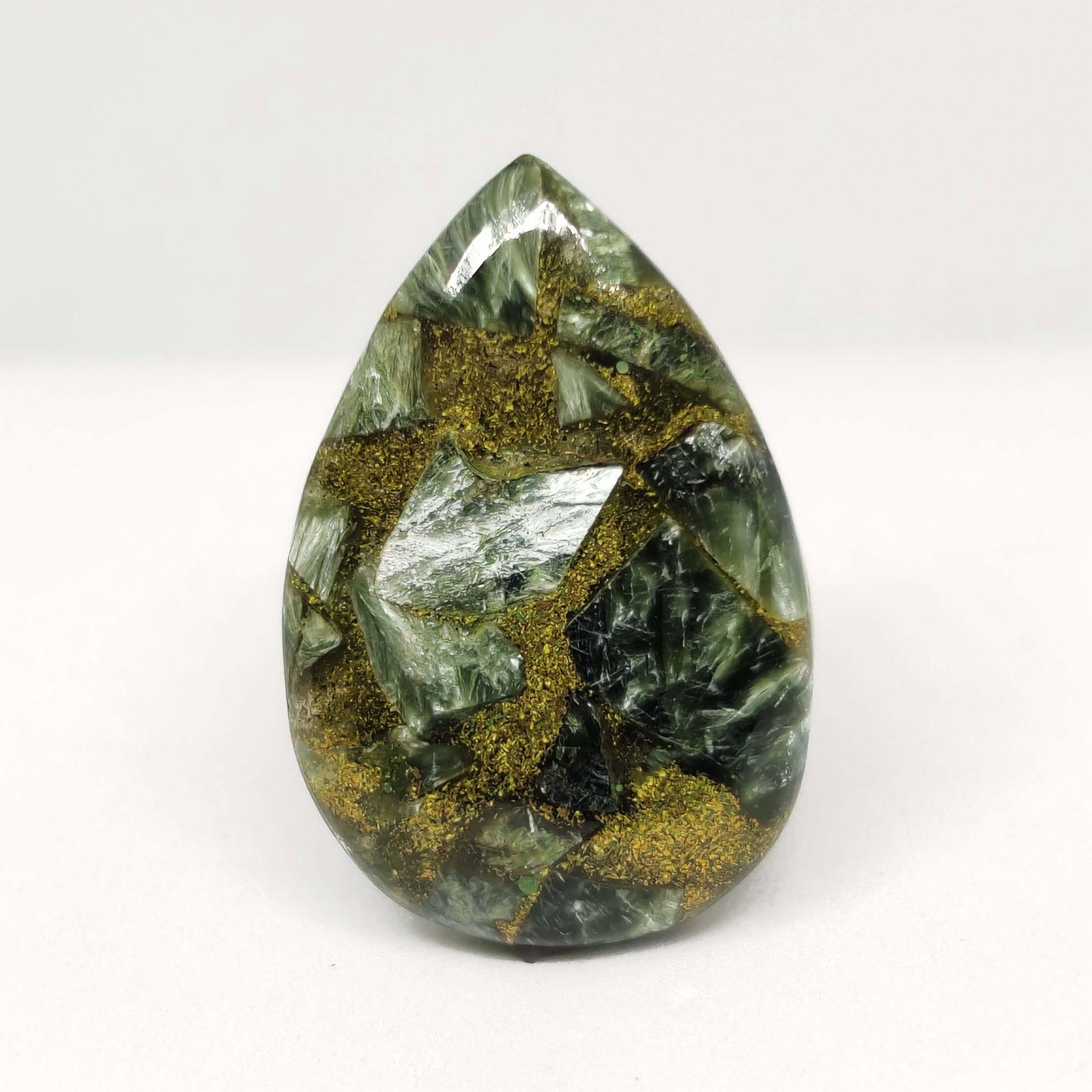 18.85 ct Natural Copper Seraphinite (1 of 1)