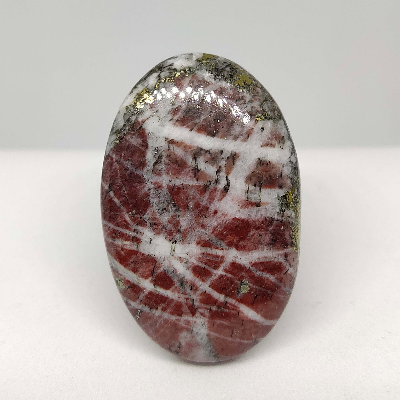 41.50 ct Natural Pyrite Jasper: All the stones listed are 100% natural and rarely selected from a big quantity lot also these are of very high quality. BID WITH CONFIDENCE!!! DIMENSIONS : 34X20X6.2 mm