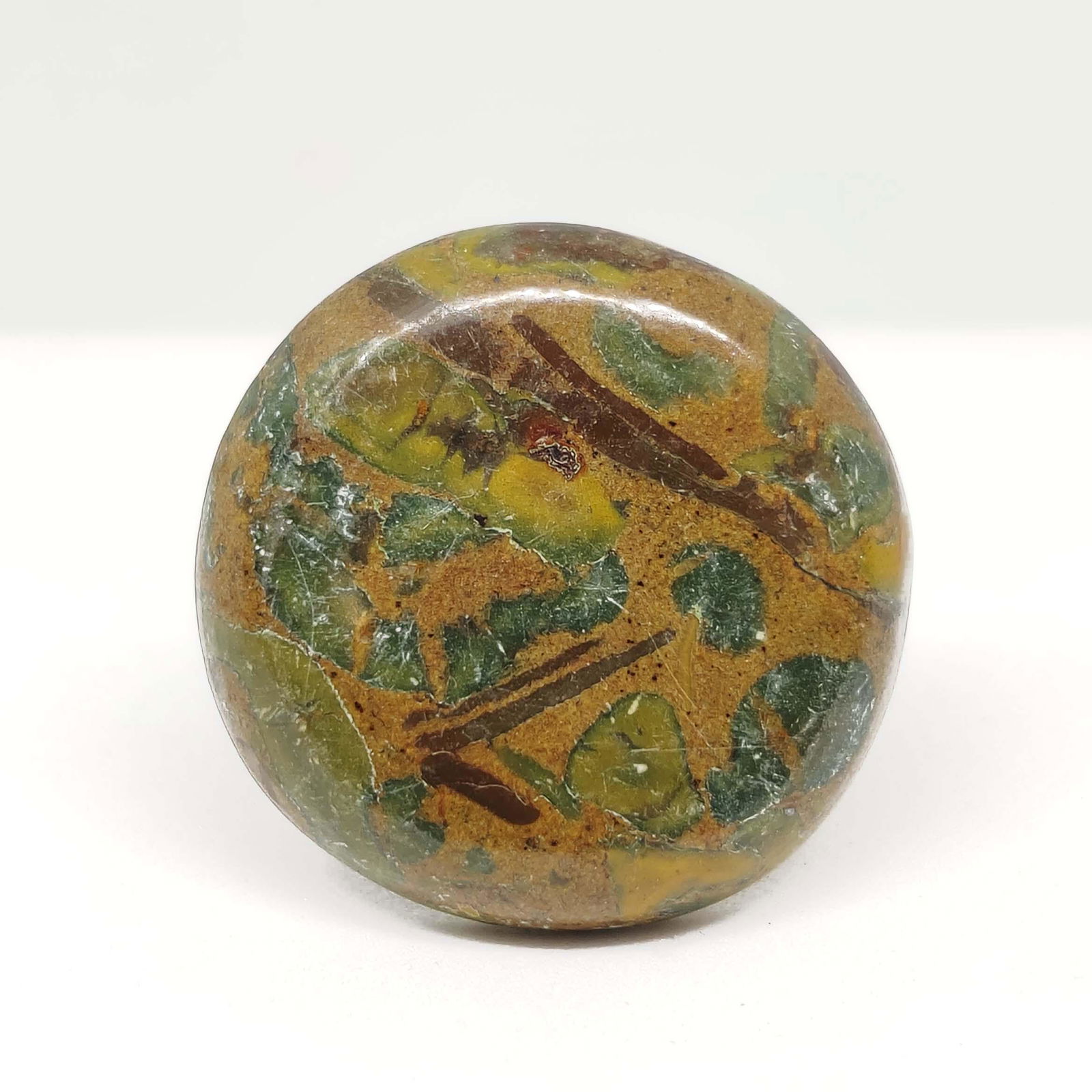 39.80 ct Natural Fruit Jasper: All the stones listed are 100% natural and rarely selected from a big quantity lot also these are of very high quality. BID WITH CONFIDENCE!!! DIMENSIONS : 28X28X5 mm