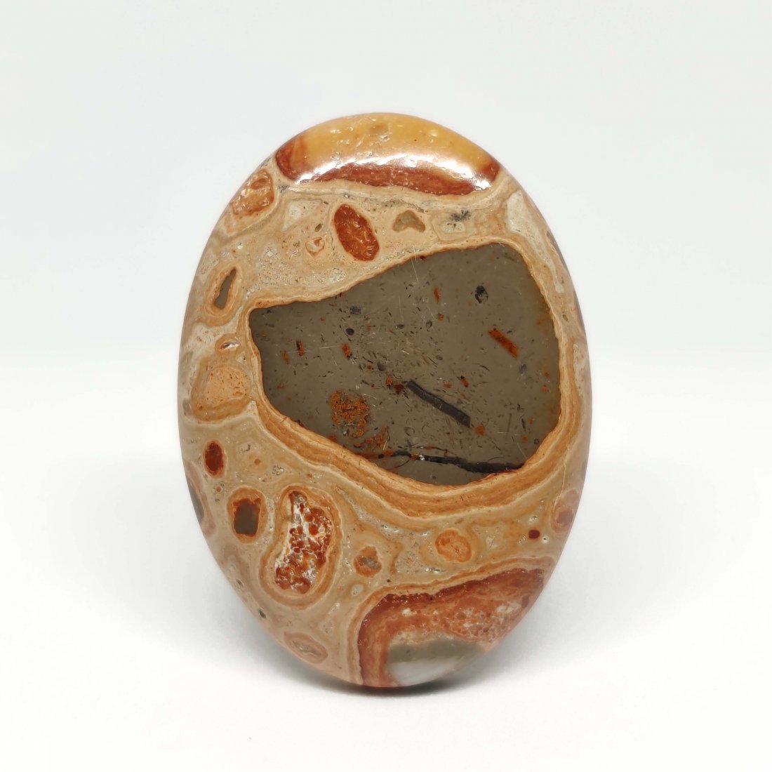 42.40 ct Top Grade Natural Poppy Jasper: All the stones listed are 100% natural and rarely selected from a big quantity lot also these are of very high quality. BID WITH CONFIDENCE!!! DIMENSIONS : 35X25X6 mm
