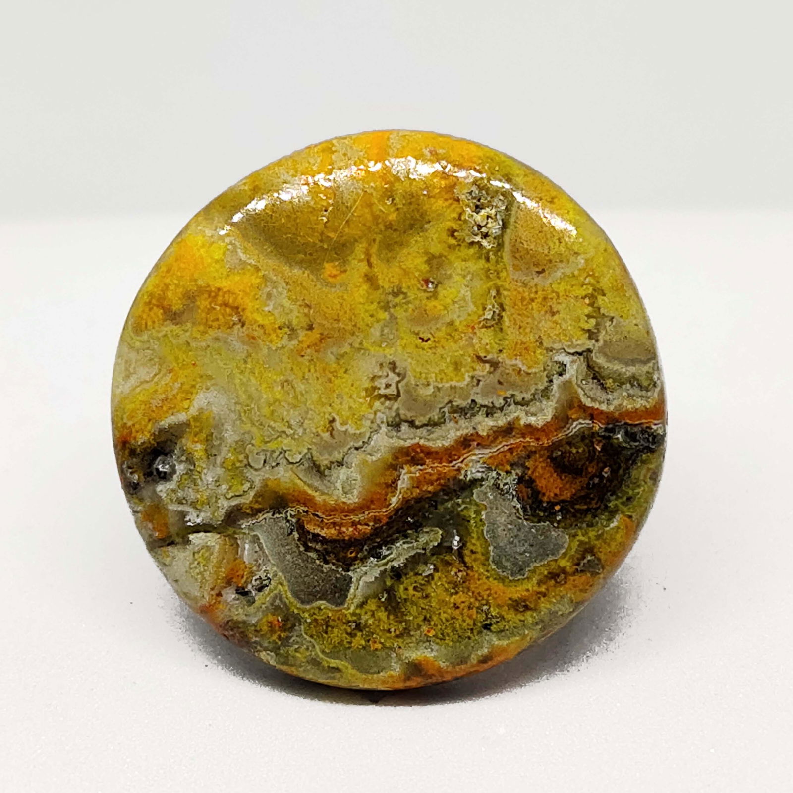 28.30 ct Natural Bumble Bee Jasper: All the stones listed are 100% natural and rarely selected from a big quantity lot also these are of very high quality. BID WITH CONFIDENCE!!! DIMENSIONS : 25X25X5 mm