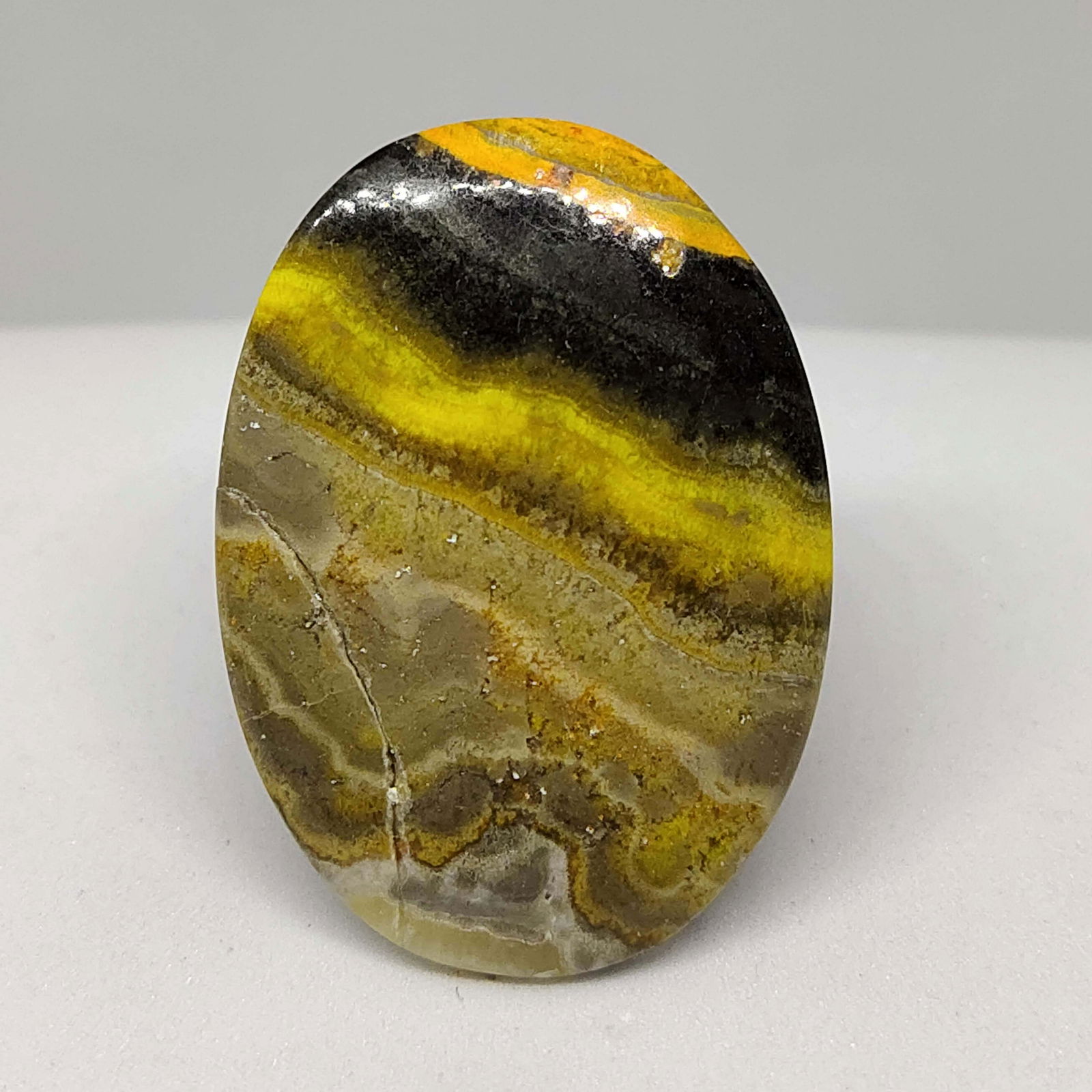 31.45 ct Natural Bumble Bee Jasper: All the stones listed are 100% natural and rarely selected from a big quantity lot also these are of very high quality. BID WITH CONFIDENCE!!! DIMENSIONS : 36X26X4 mm