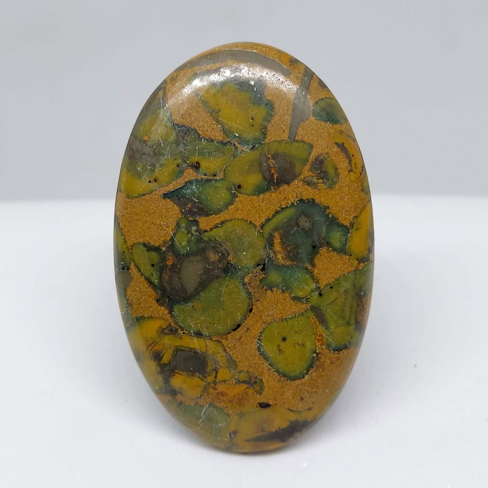 42.15 ct Natural Fruit Jasper: All the stones listed are 100% natural and rarely selected from a big quantity lot also these are of very high quality. BID WITH CONFIDENCE!!! DIMENSIONS : 40X25X4 mm