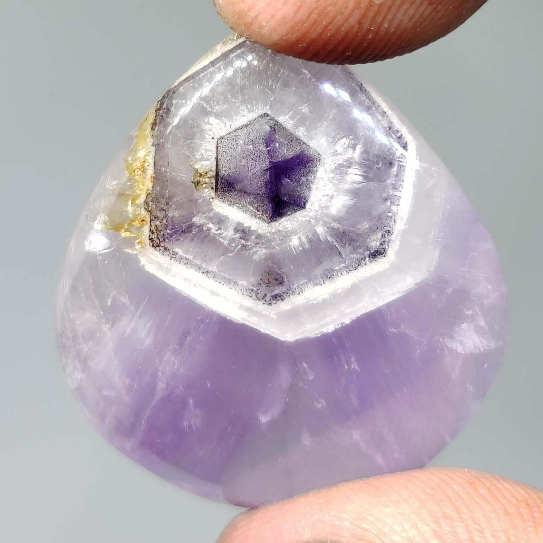 31.40 ct Natural Chevron Amethyst (1 of 1)
