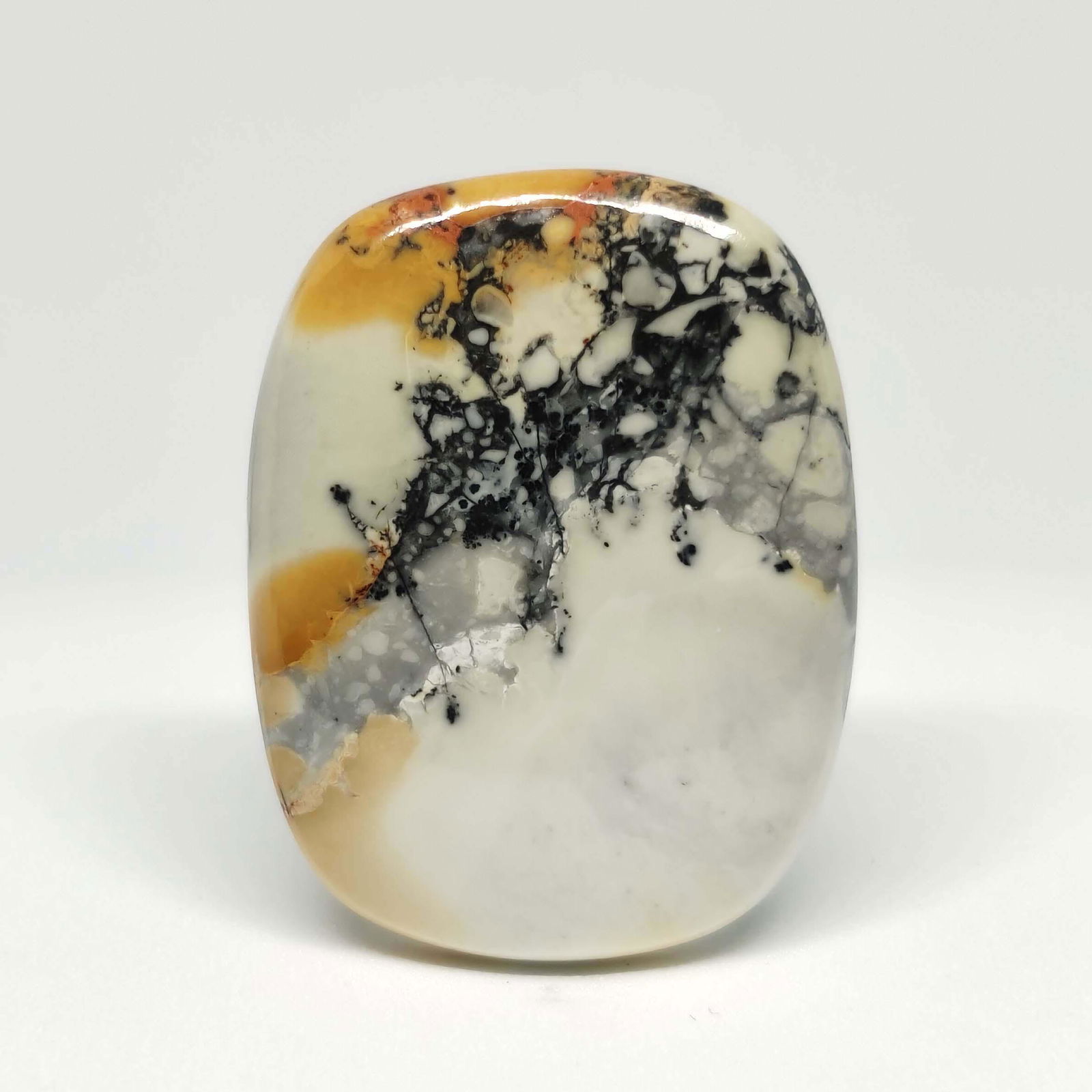 42.80 ct Natural Malingano Jasper: All the stones listed are 100% natural and rarely selected from a big quantity lot also these are of very high quality. BID WITH CONFIDENCE!!! DIMENSIONS : 32X24.5X5 mm