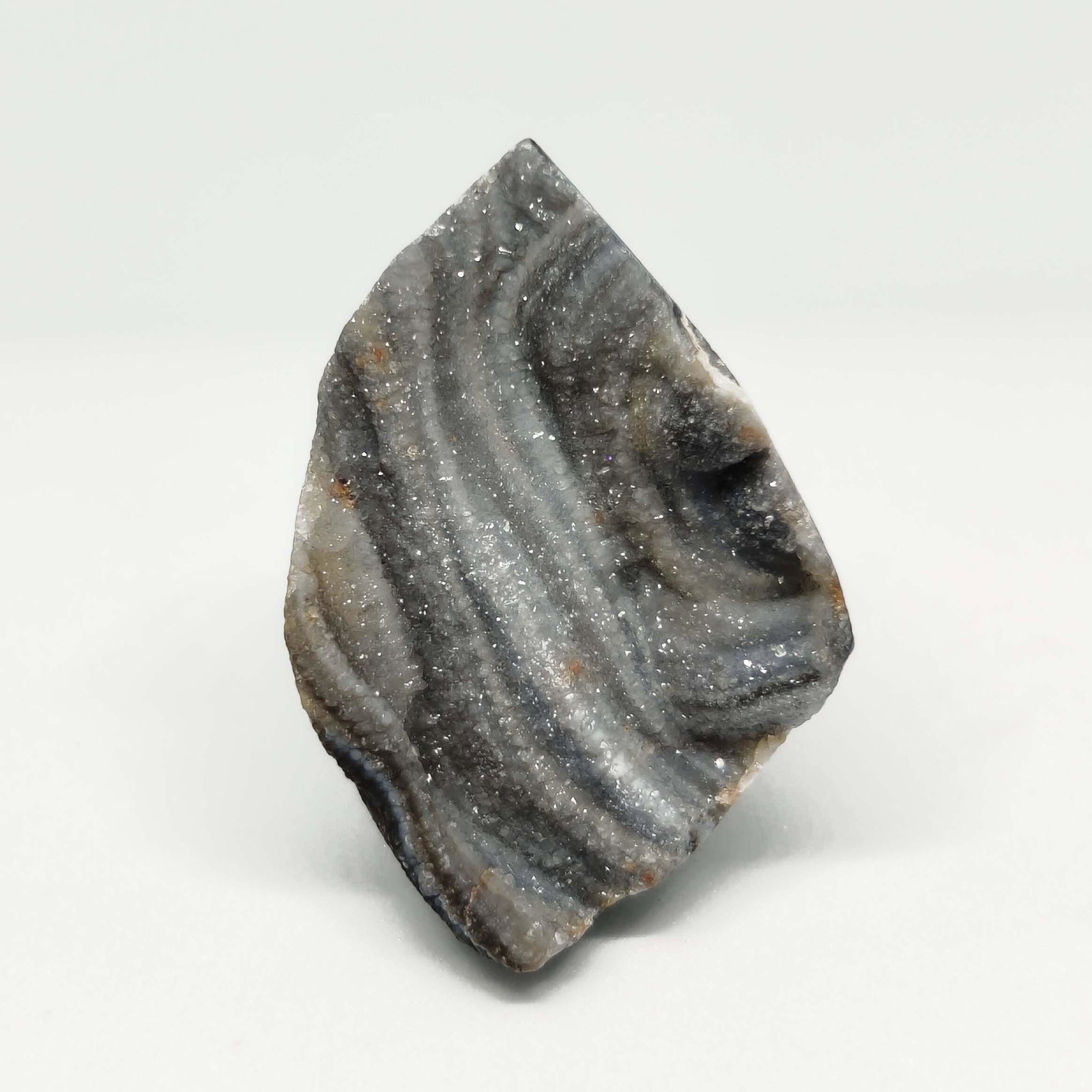 23.20 ct Natural Desert Druzy Jasper: All the stones listed are 100% natural and rarely selected from a big quantity lot also these are of very high quality. BID WITH CONFIDENCE!!! DIMENSIONS : 29X19X5 mm