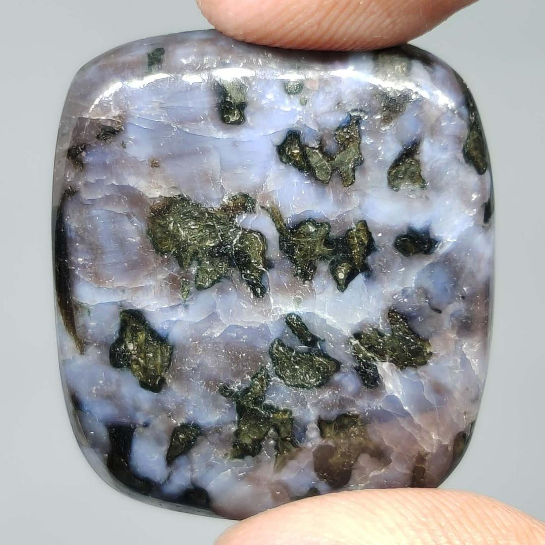 39.90 ct Top Grade Natural Gabrutile Jasper: All the stones listed are 100% natural and rarely selected from a big quantity lot also these are of very high quality. BID WITH CONFIDENCE!!! DIMENSIONS : 27X24X5 mm