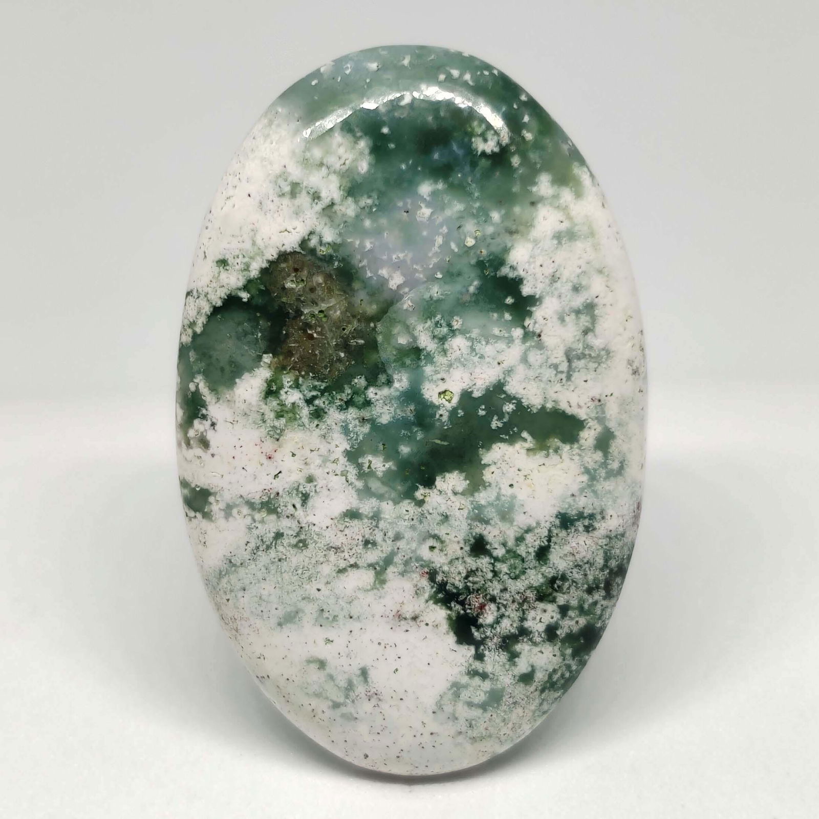 40.90 ct Natural Ocean Jasper: All the stones listed are 100% natural and rarely selected from a big quantity lot also these are of very high quality. BID WITH CONFIDENCE!!! DIMENSIONS : 36X23X6 mm