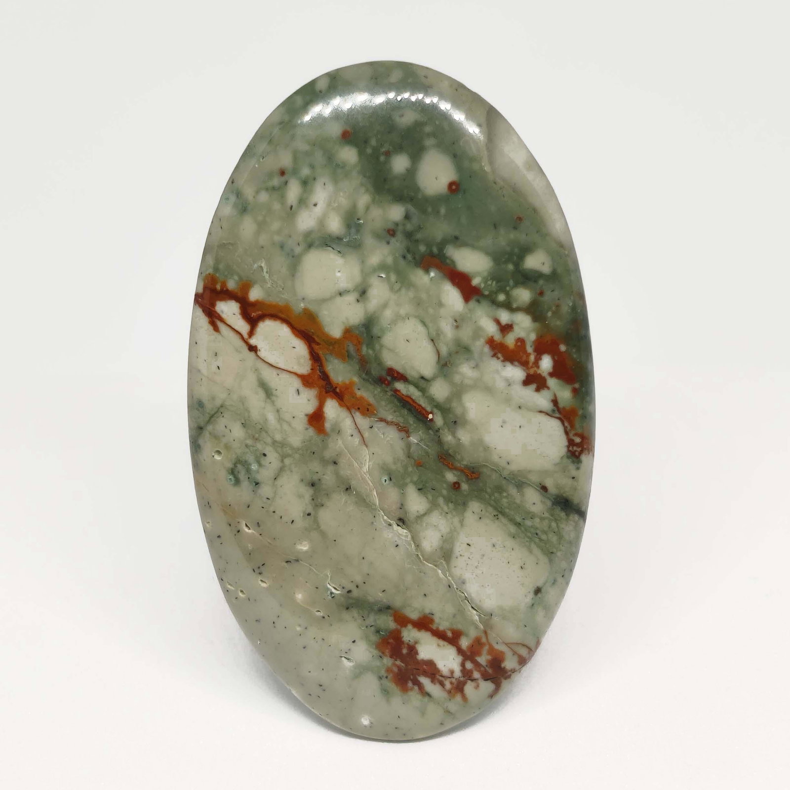 62.85 ct Natural Rocky Butte Jasper: All the stones listed are 100% natural and rarely selected from a big quantity lot also these are of very high quality. BID WITH CONFIDENCE!!! DIMENSIONS : 49X29X5 mm