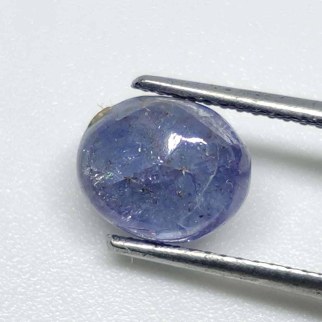 2.40 ct Natural Tanzanite Cab: Gemstones: TanzaniteCarat Weights: 2.40 ct Size/Dimensions: 8 x 7 x 4 mmOrigin : Tanzania
