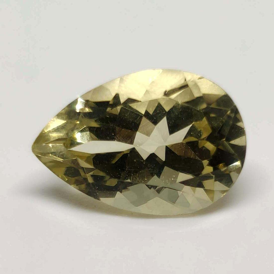 4.00 ct Natural Green Lemon Quartz: Gemstones: QuartzCarat Weights: 4.00 ct Size/Dimensions: 13 x 8 x 6 mm