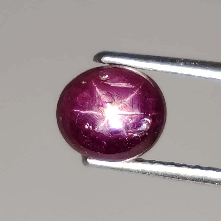 2.15 ct Natural Star Ruby (1 of 2)