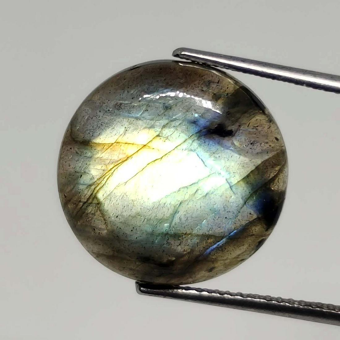 11.90 ct Natural Labradorite: Gemstones: LabradoriteCarat Weights: 11.90 ct Size/Dimensions: 15 x 15 x 5 mmOrigin : India