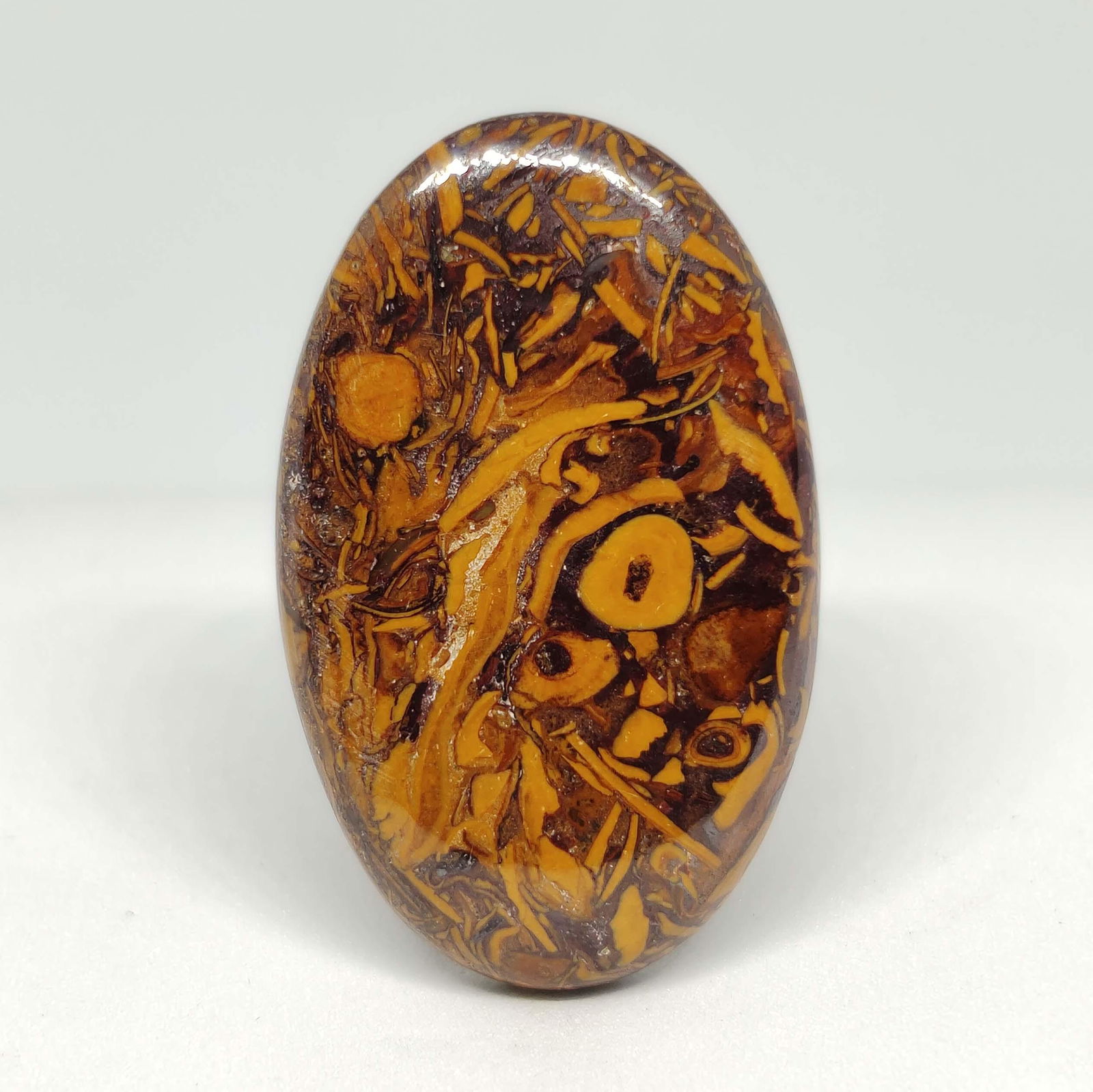 30 ct Top Grade Natural Mariam Jasper: All the stones listed are 100% natural and rarely selected from a big quantity lot also these are of very high quality. BID WITH CONFIDENCE!!! DIMENSIONS : 34X21X4 mm