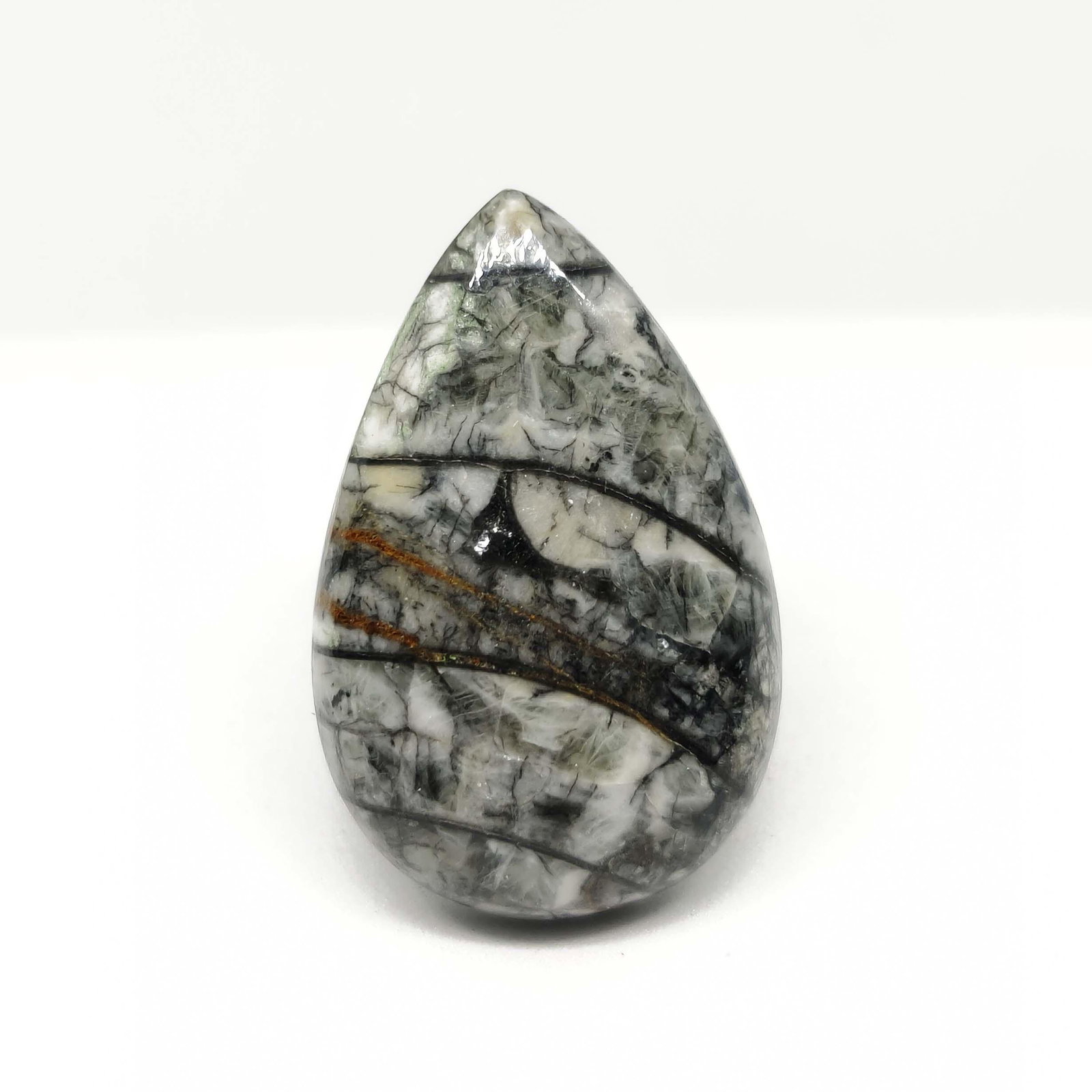 30.55 ct Natural Orthoceras Fossil: All the stones listed are 100% natural and rarely selected from a big quantity lot also these are of very high quality. BID WITH CONFIDENCE!!! DIMENSIONS : 30X19X6 mm